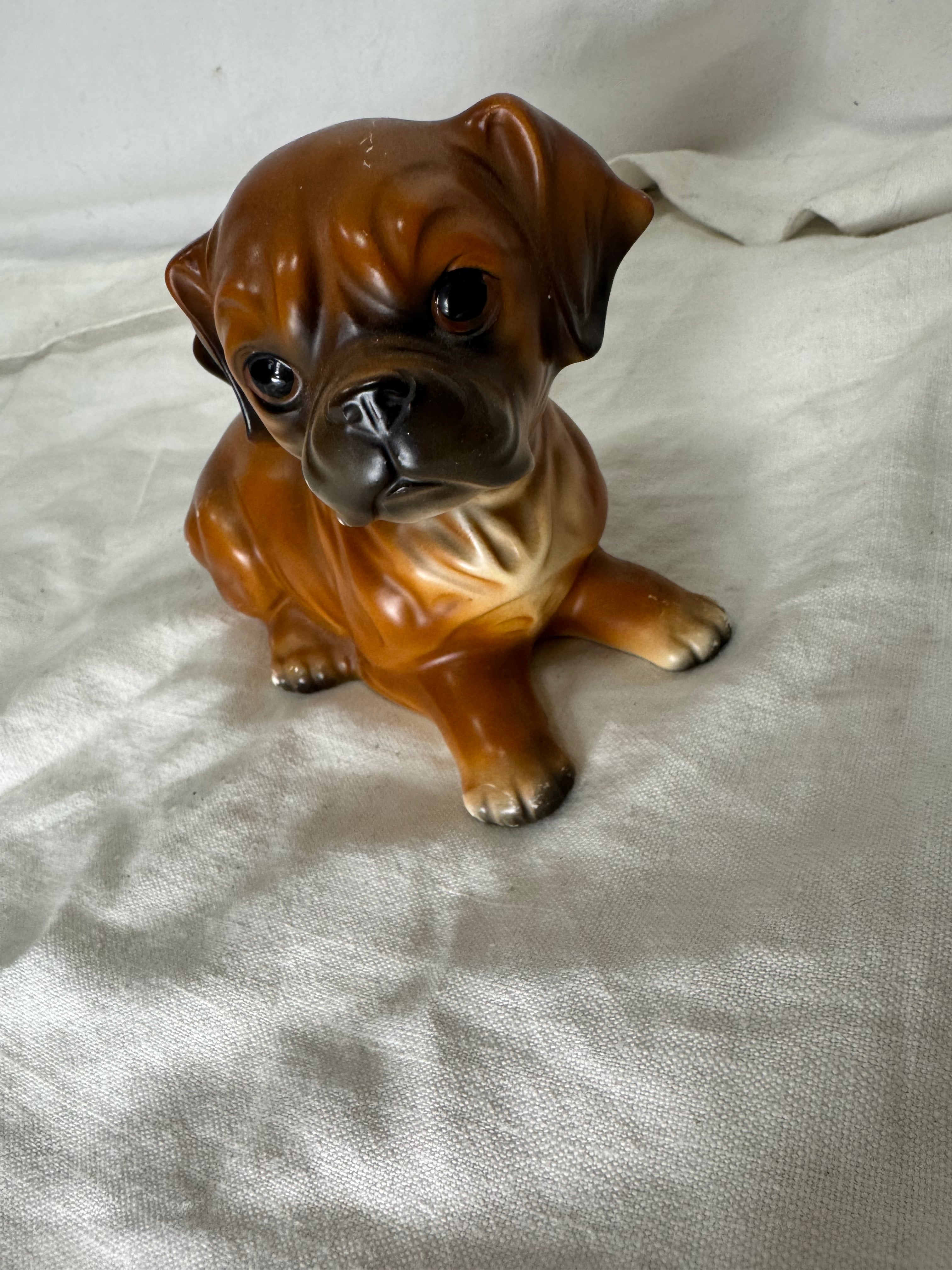 Chien en céramique