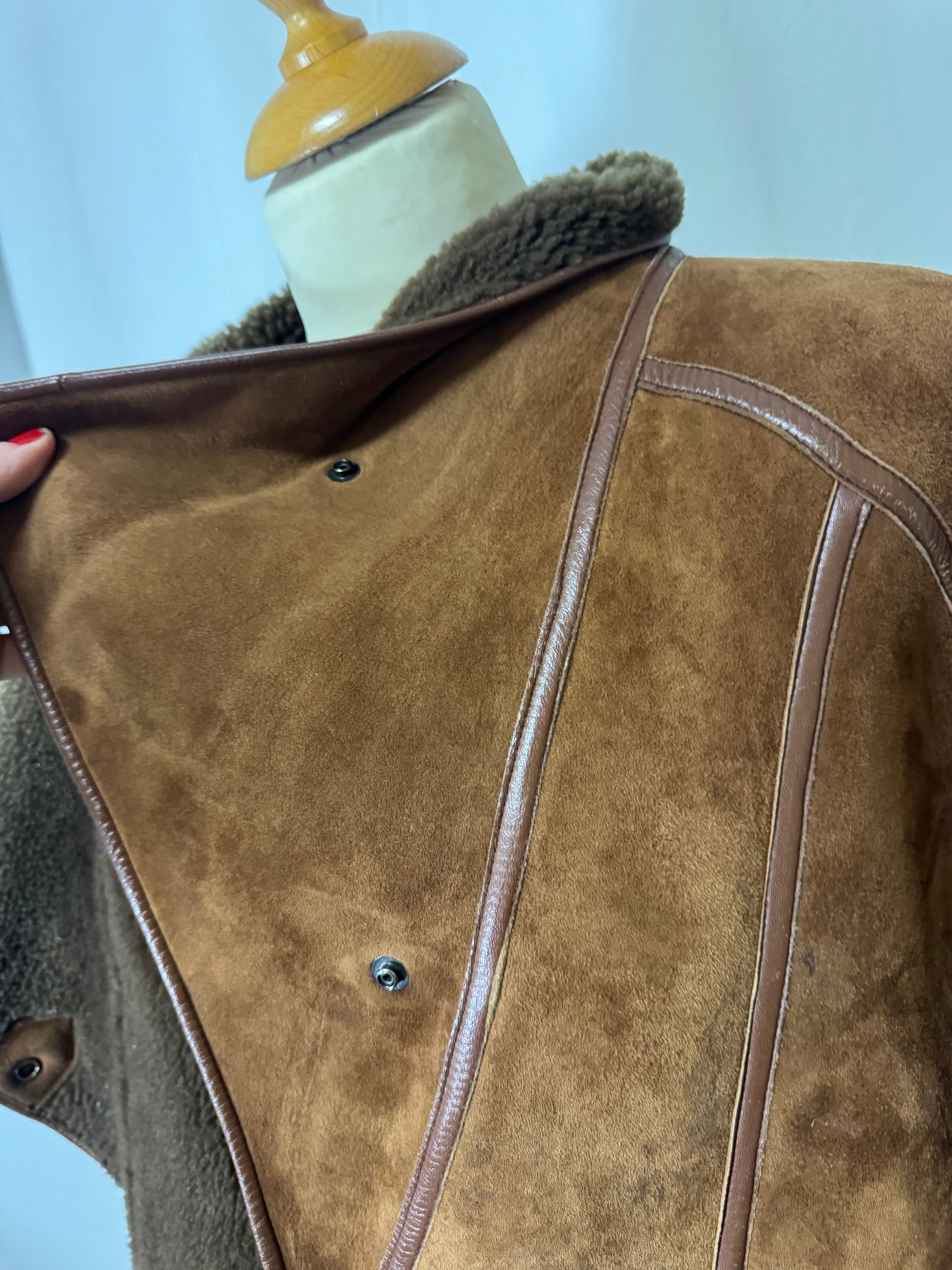 Manteau en peau lainée