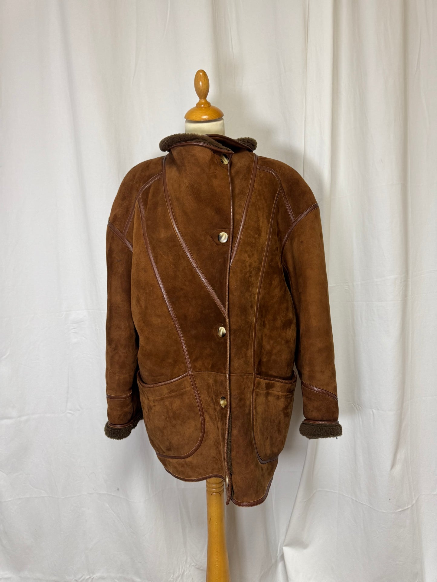 Manteau en peau lainée