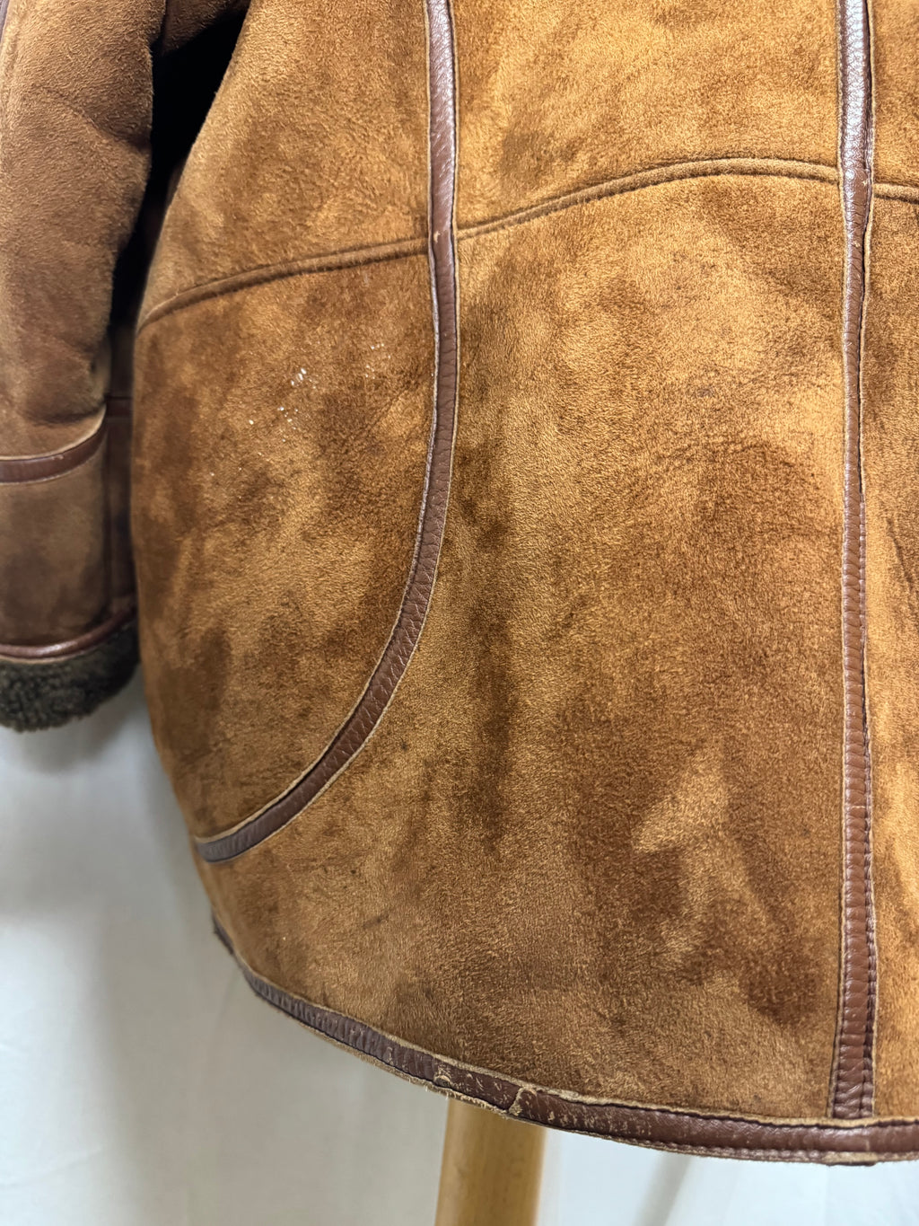 Manteau en peau lainée