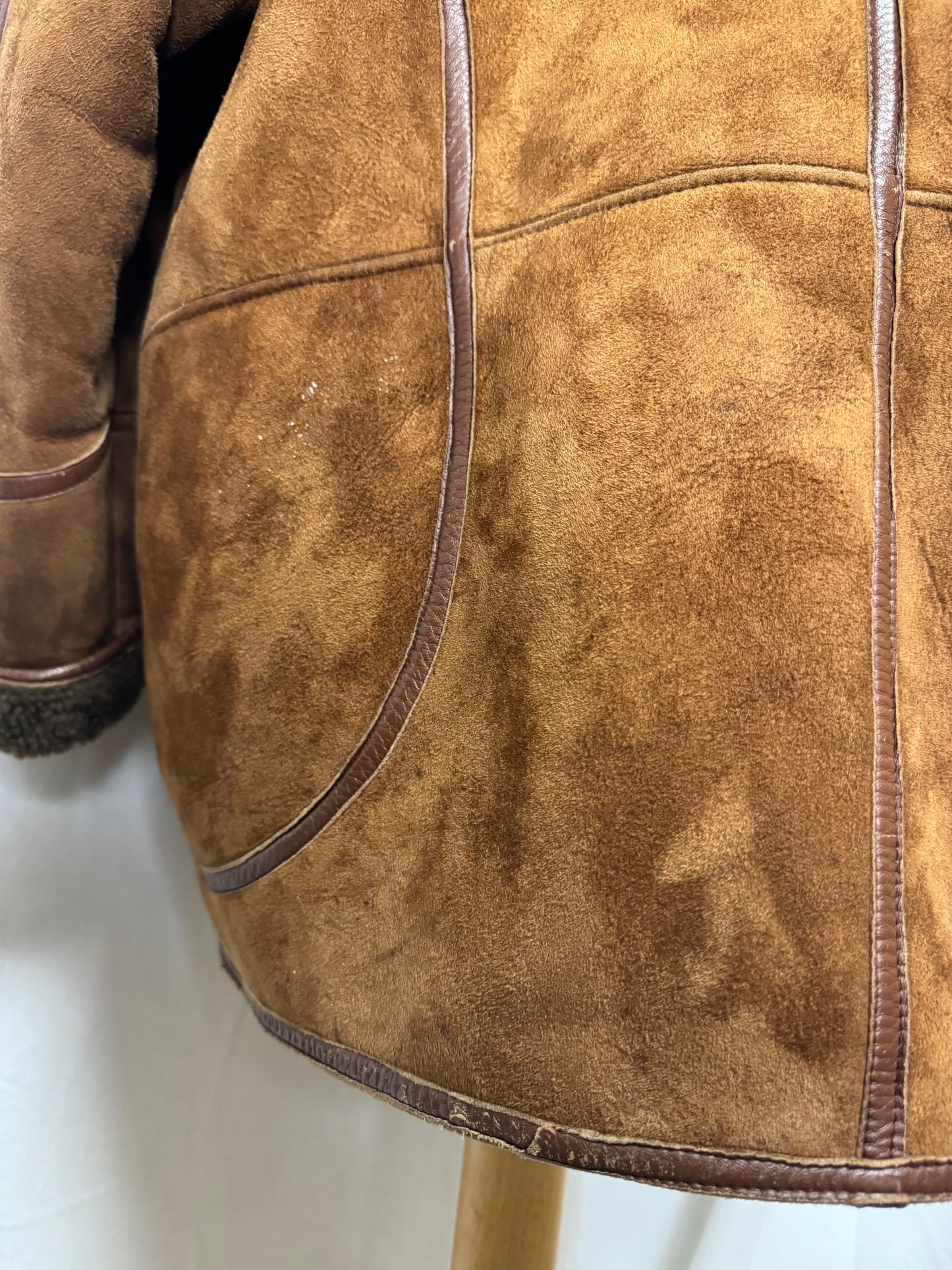 Manteau en peau lainée