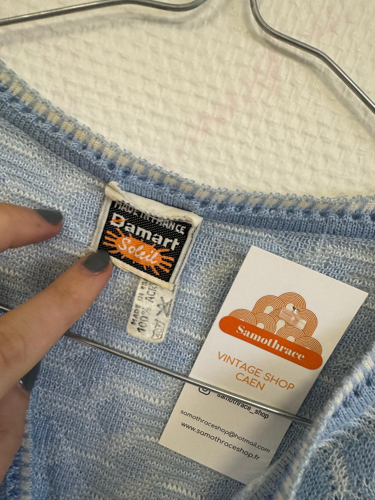 Pull bleu