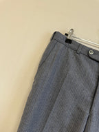 Pantalon gris à rayure