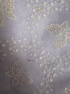 Robe brodée violette
