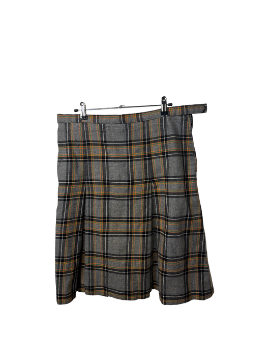 Jupe grise écossaise