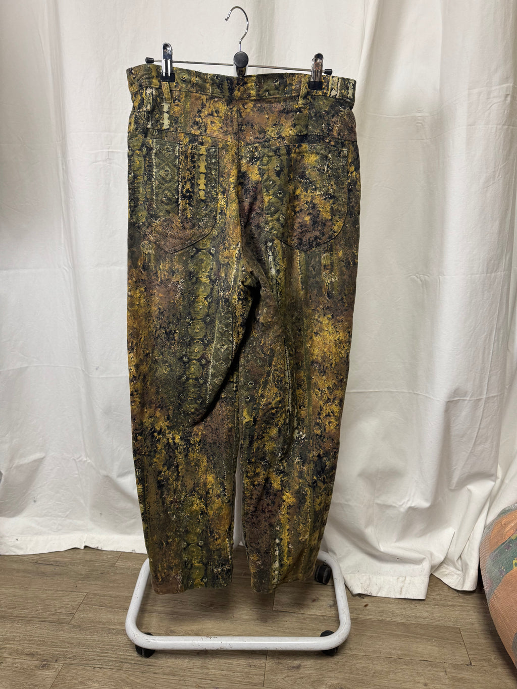 Pantalon ajustée à motifs