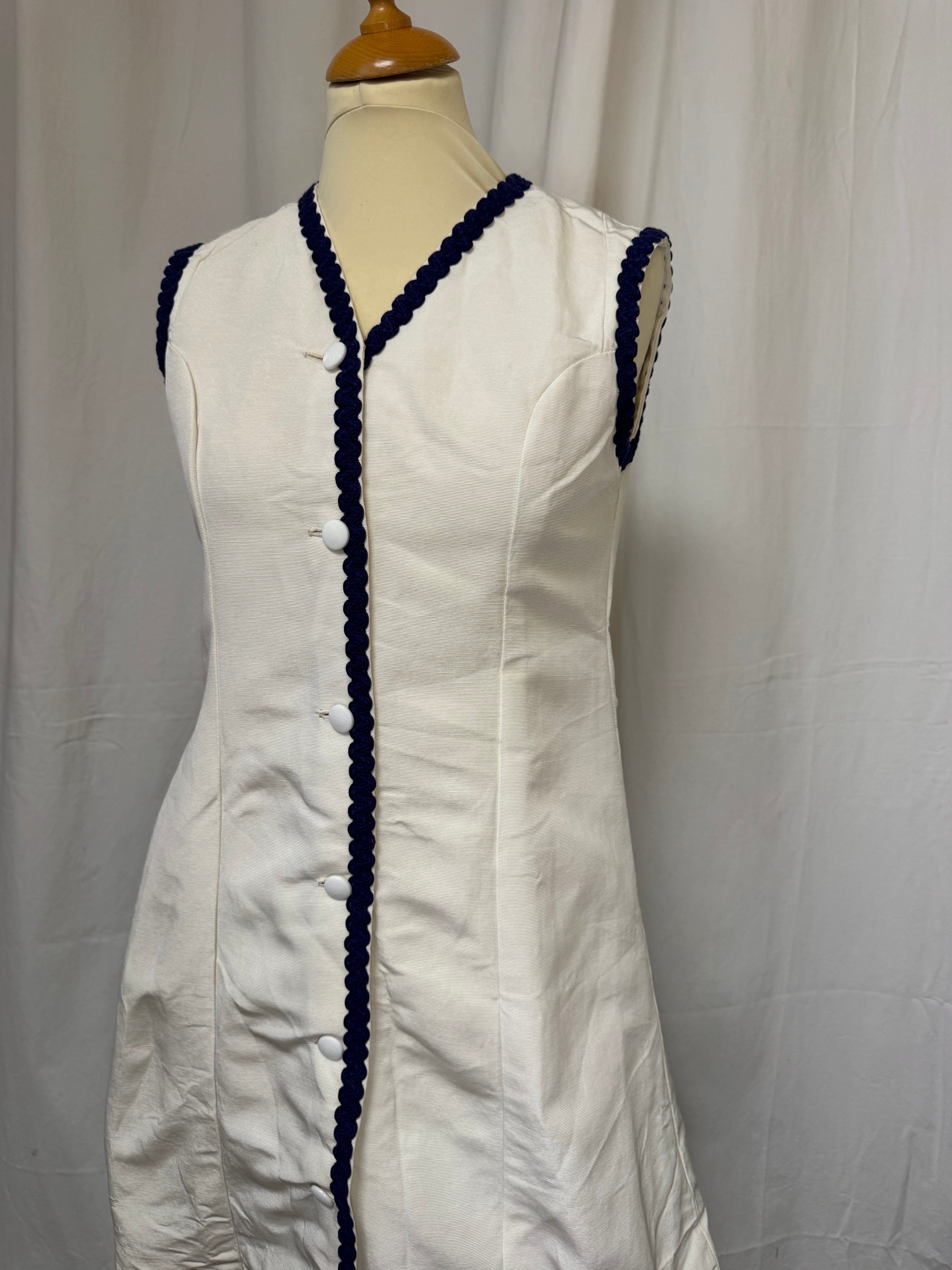 Robe blanche 70s