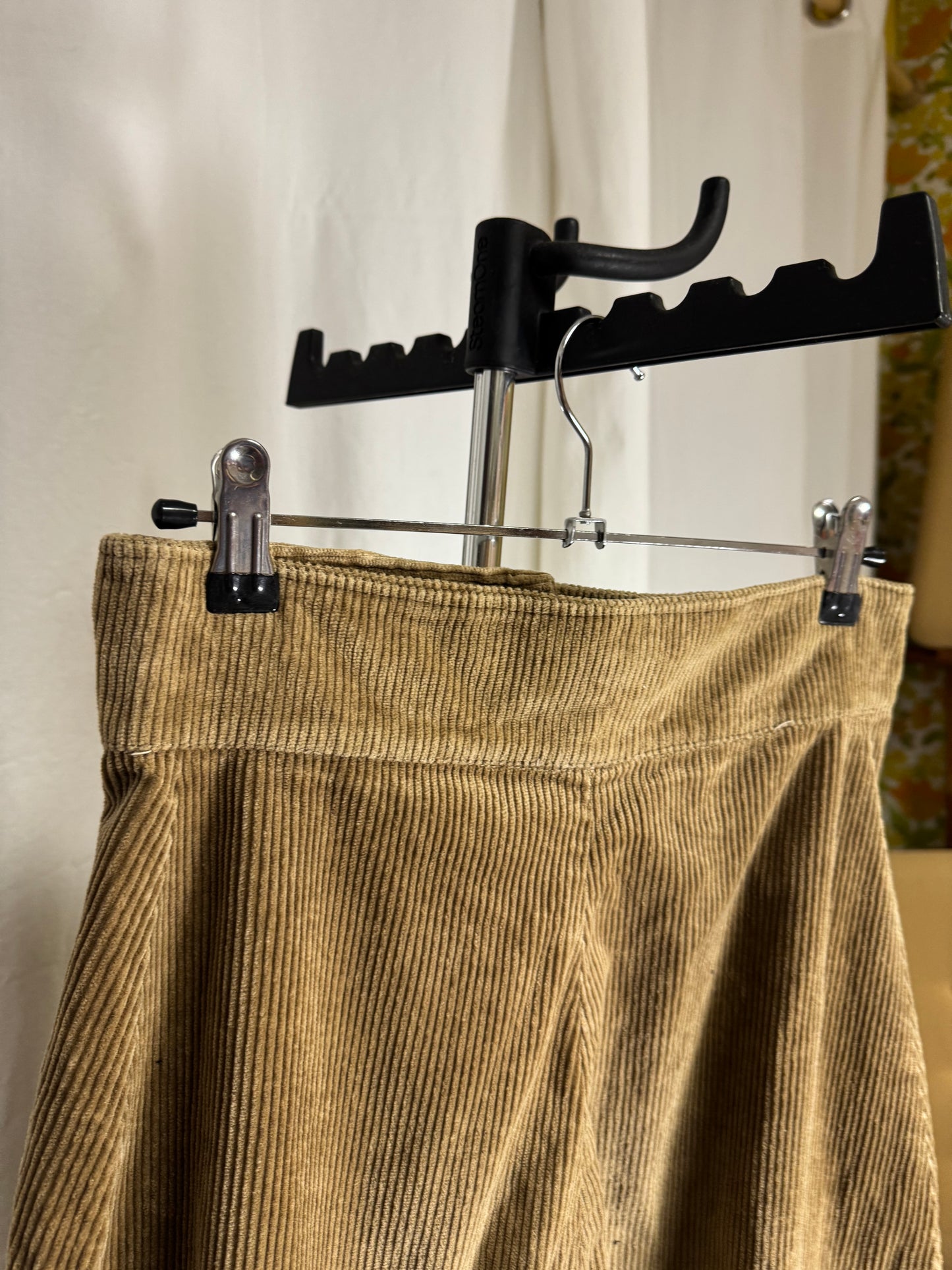 Jupe culotte en velours côtelé