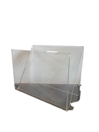 Porte revue en plexiglas
