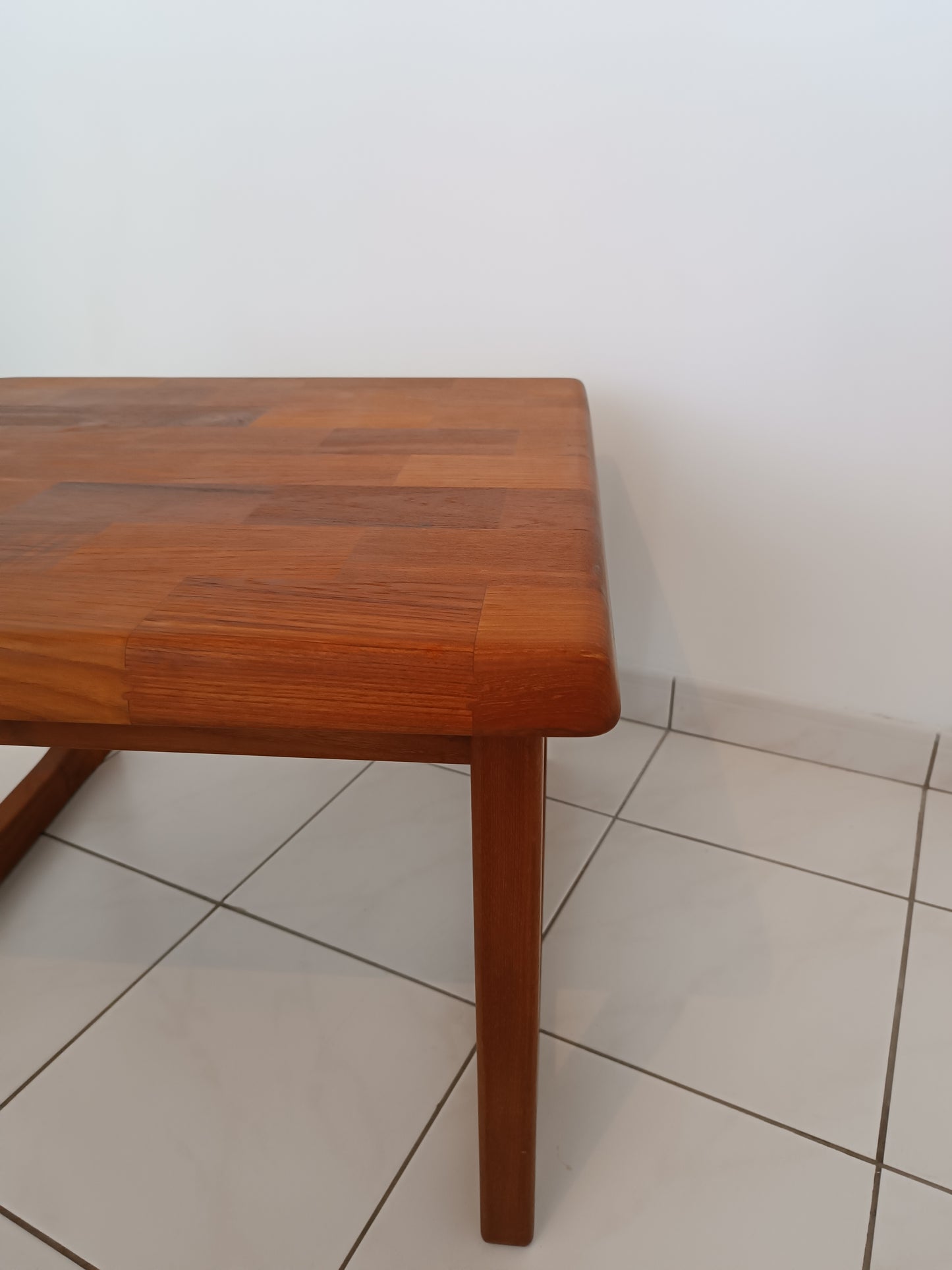 Table basse scandinave de Niels Bach en teck massif