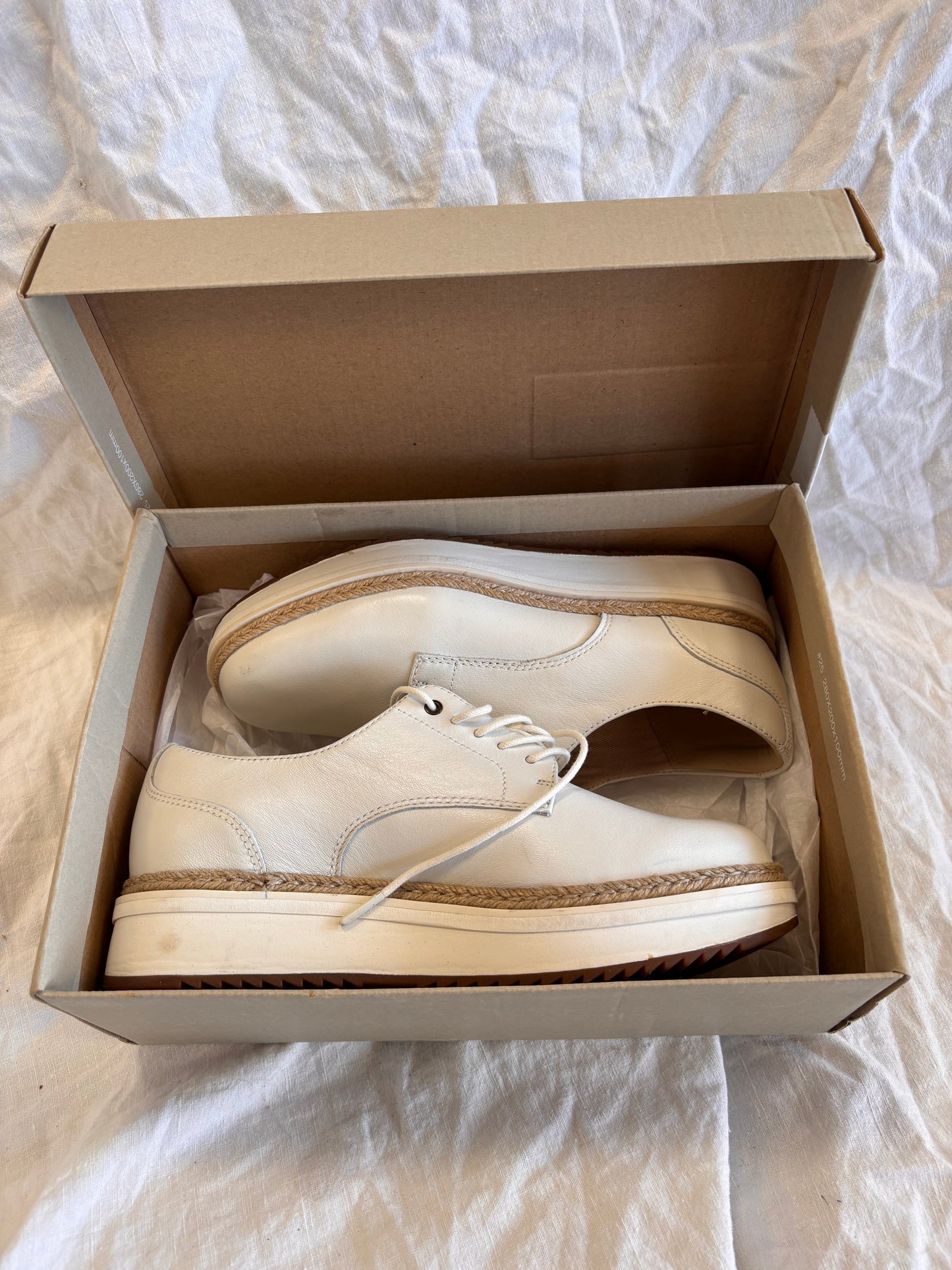 Derbies Clarks
