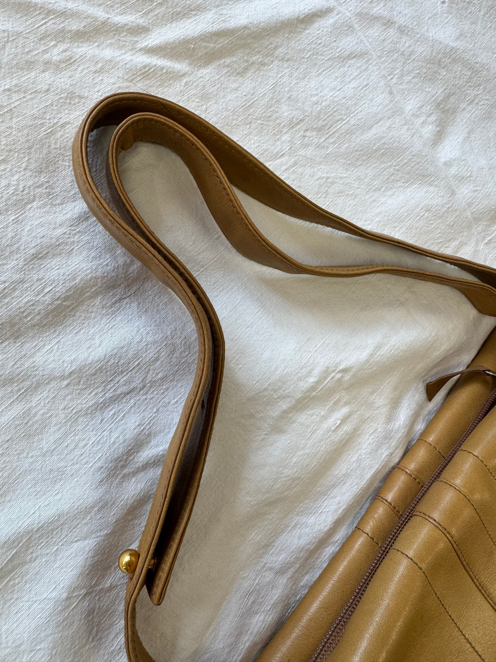 Sac baguette en cuir beige Nina Ricci