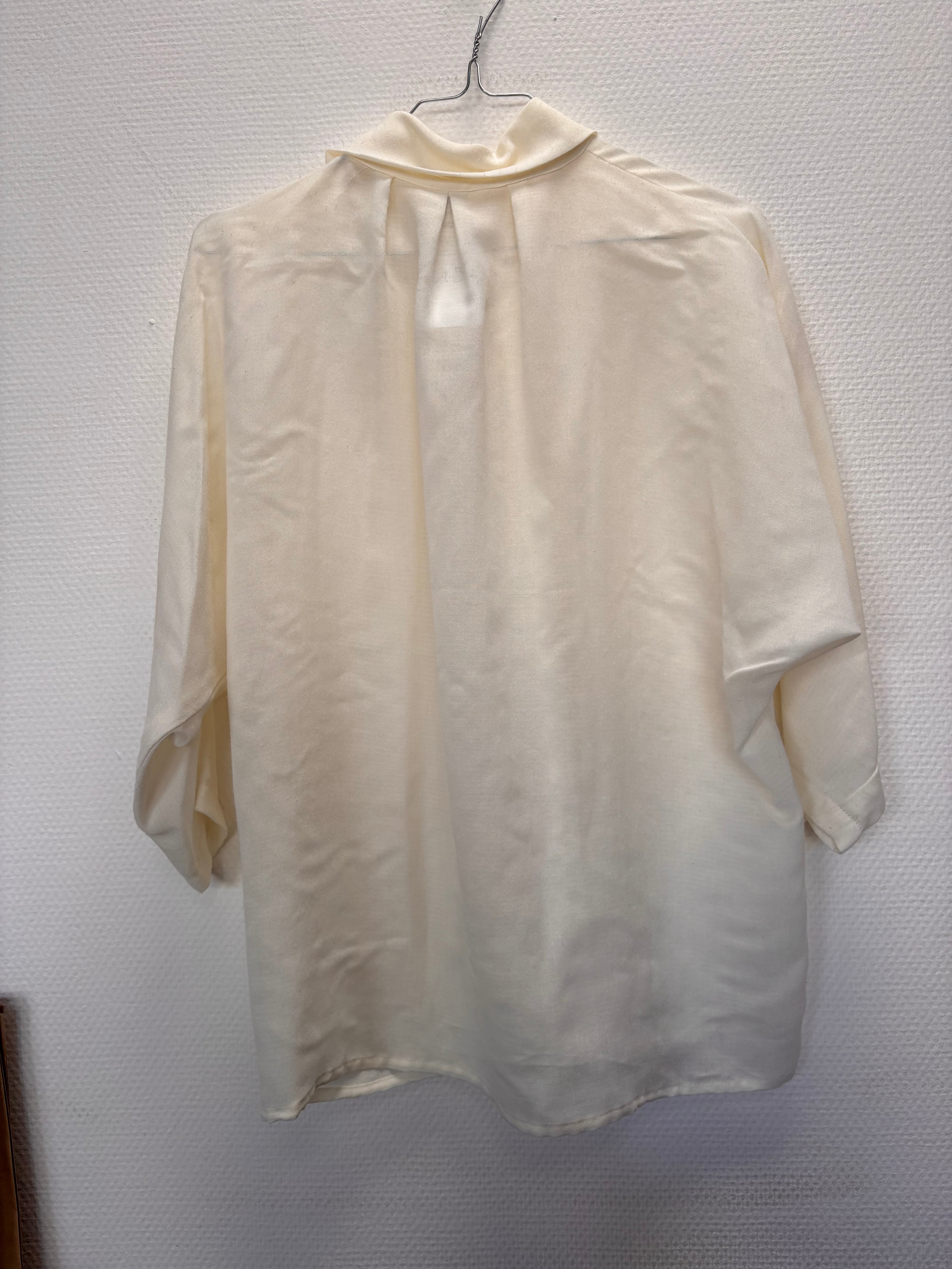 Blouse blanche
