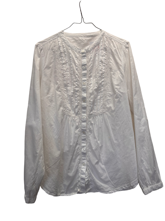 Chemise à dentelle