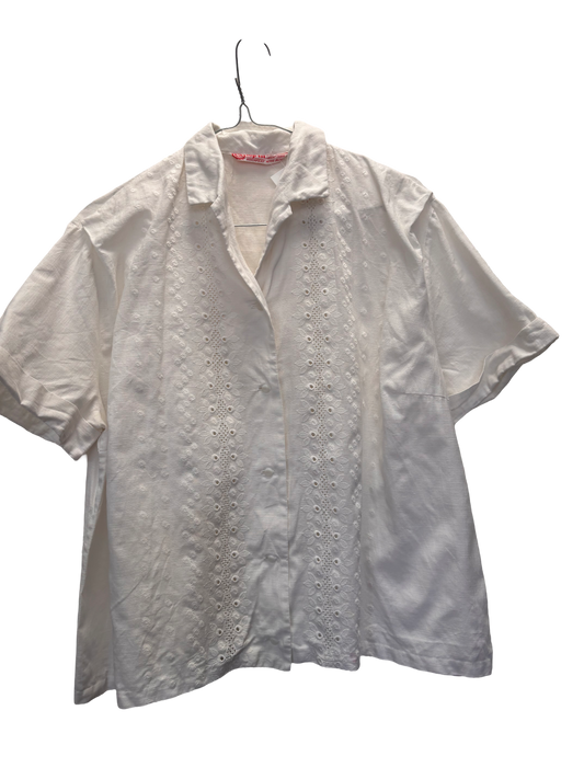 Chemise brodée