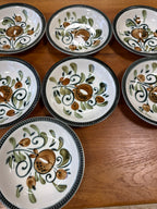 Assiettes creuses Boch La Louvière