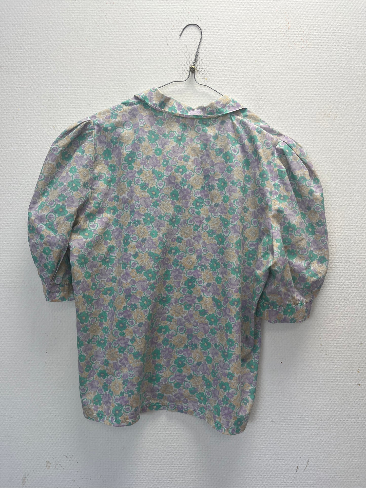 Chemise à fleurs 70s