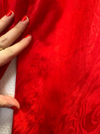 Chemise rouge à motifs