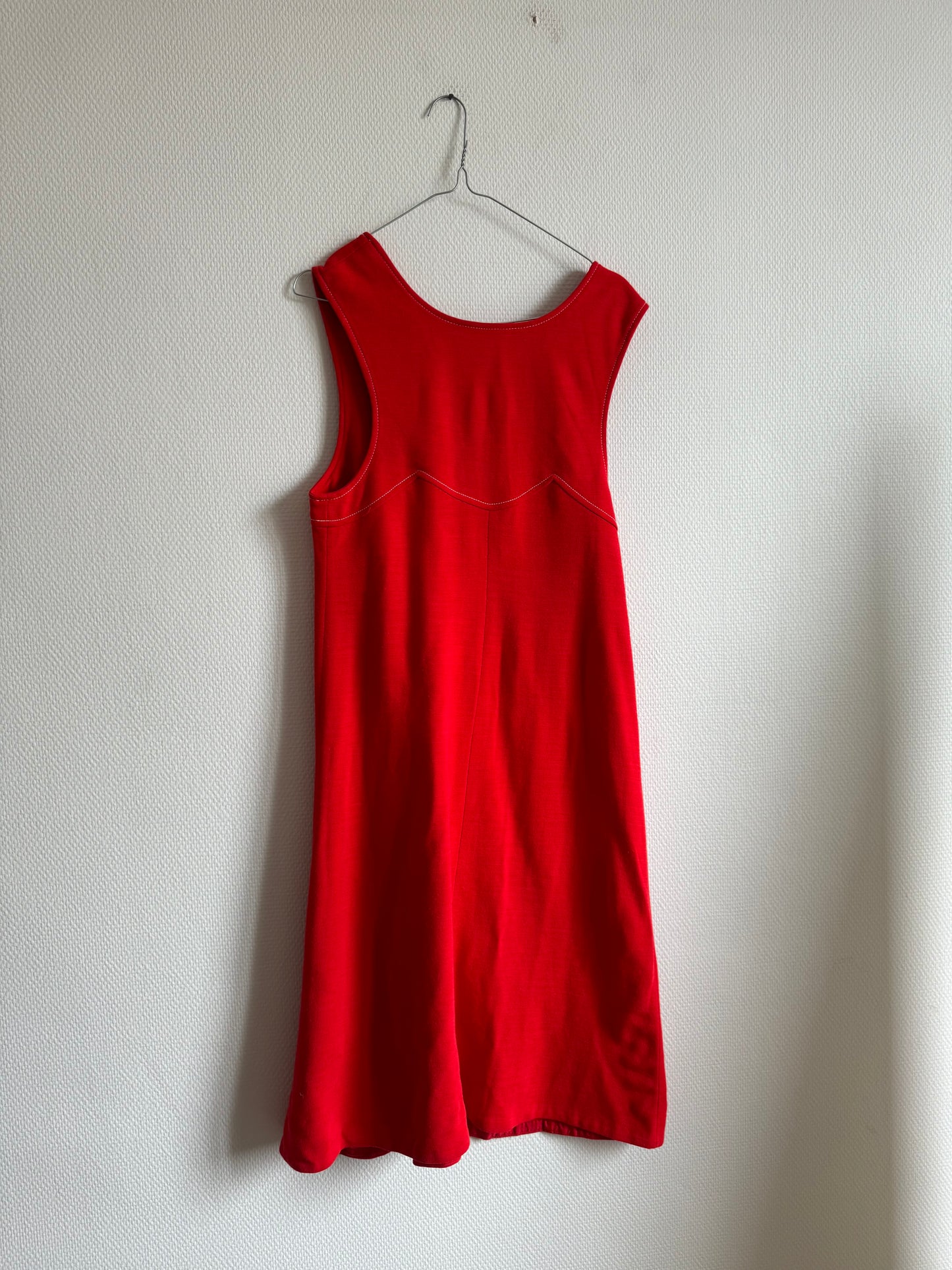 Robe rouge 60s