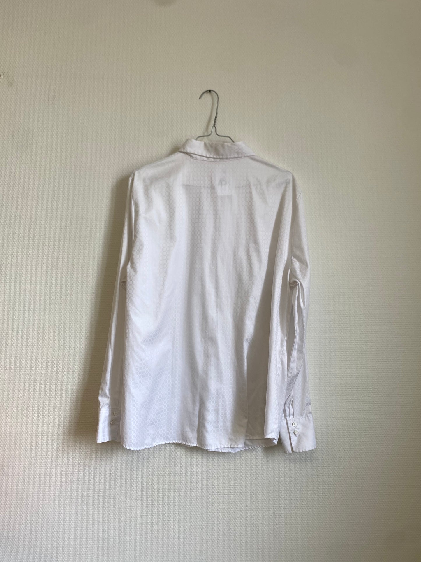 Chemise à motifs