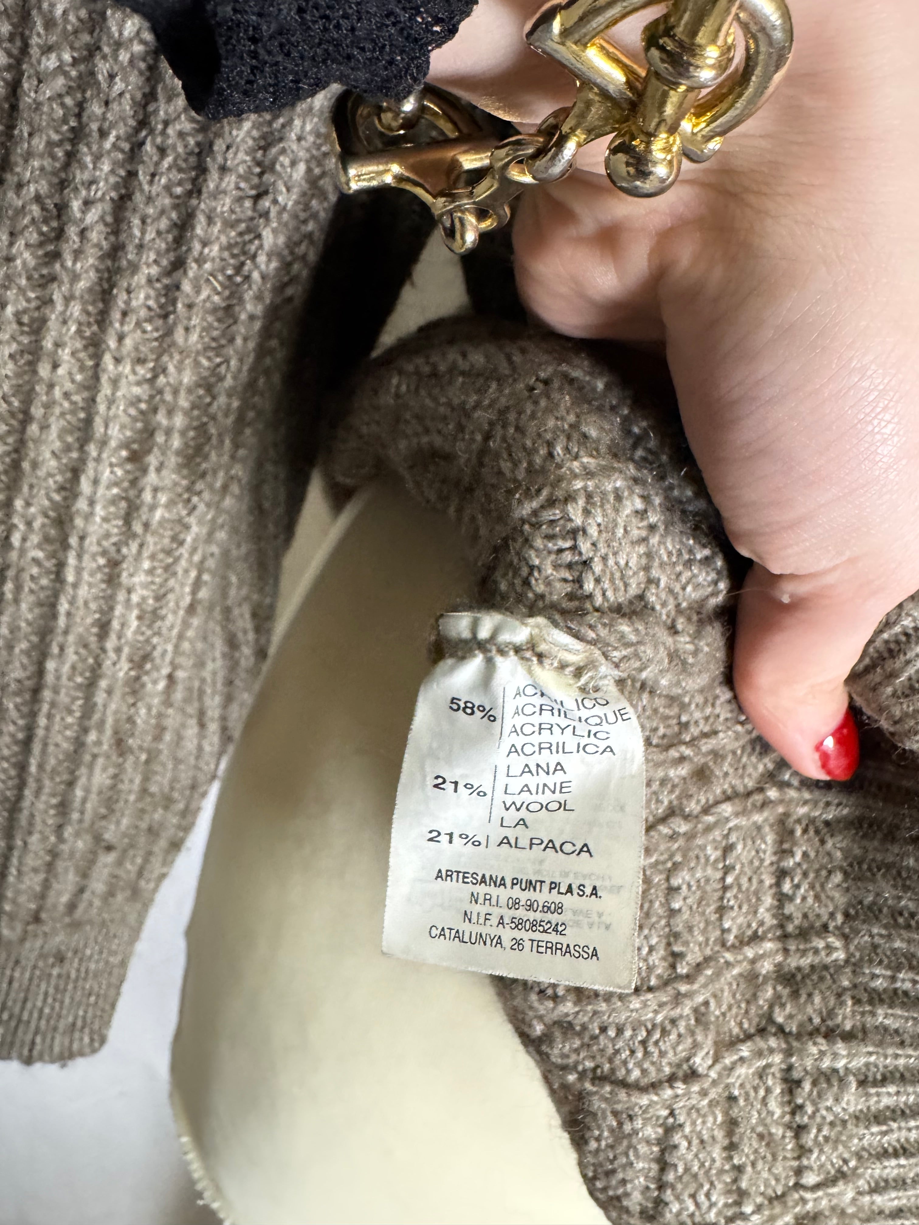 Pull grand col marron