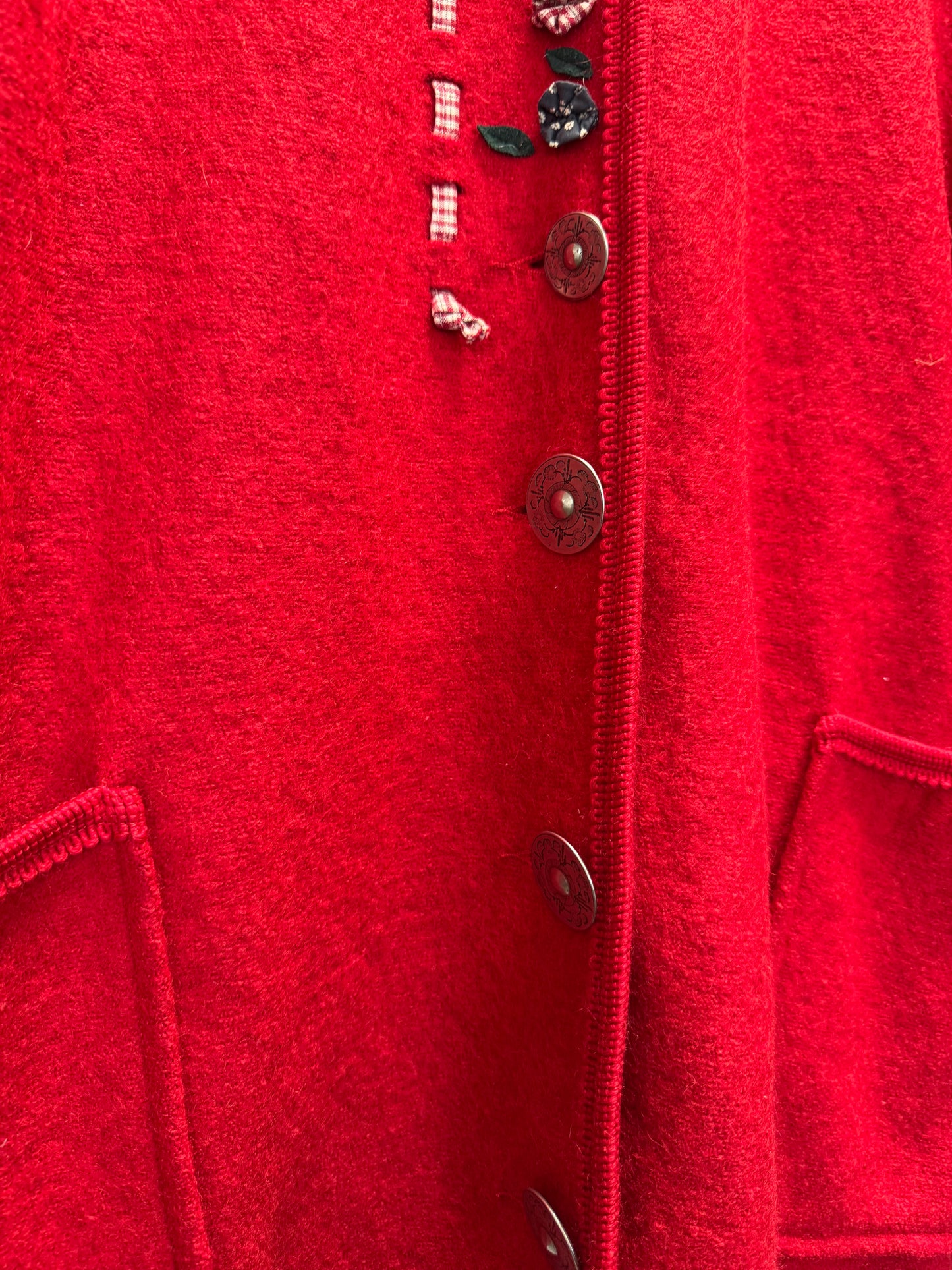 Veste autrichienne rouge
