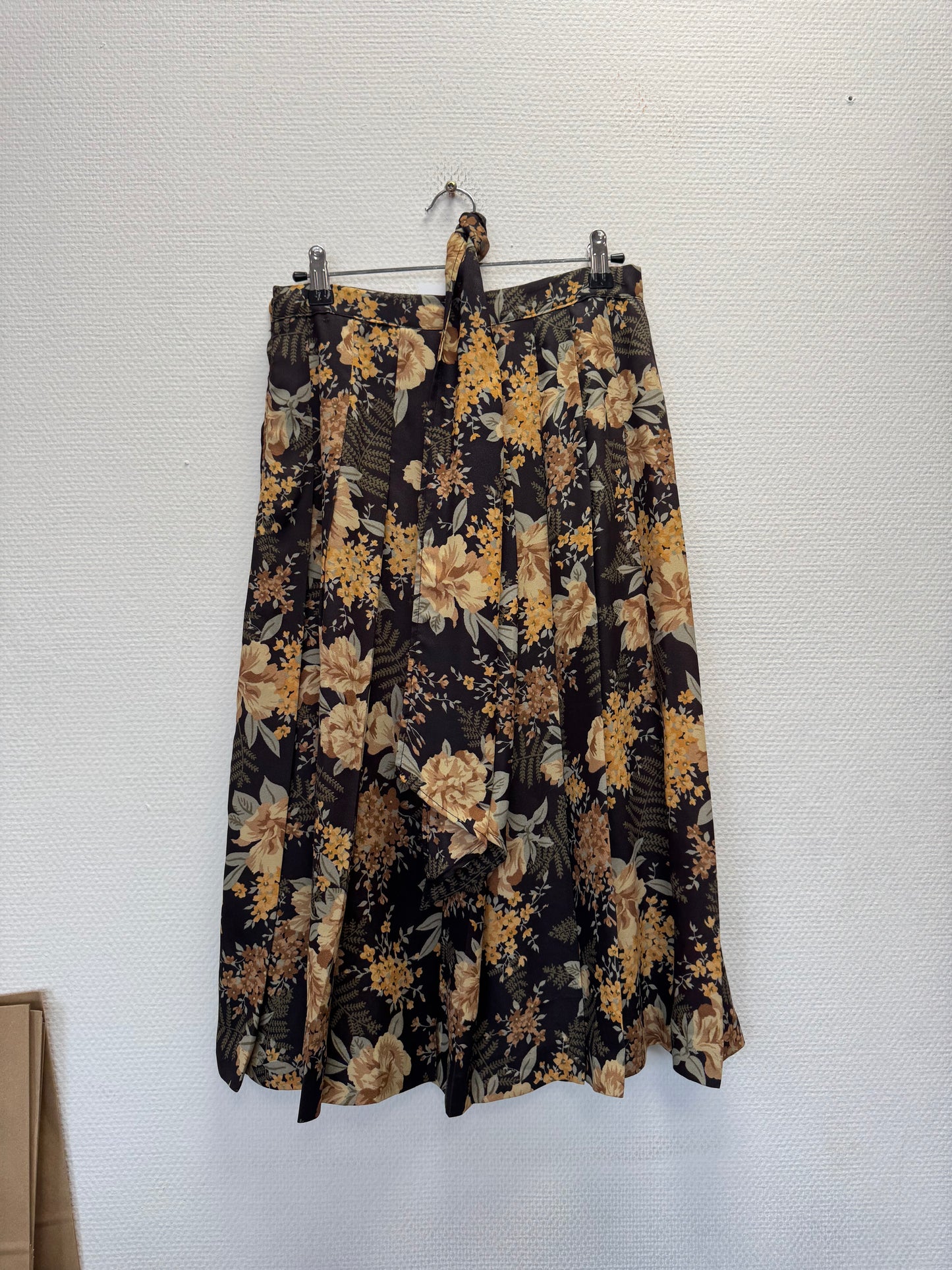 Jupe à fleurs 70s
