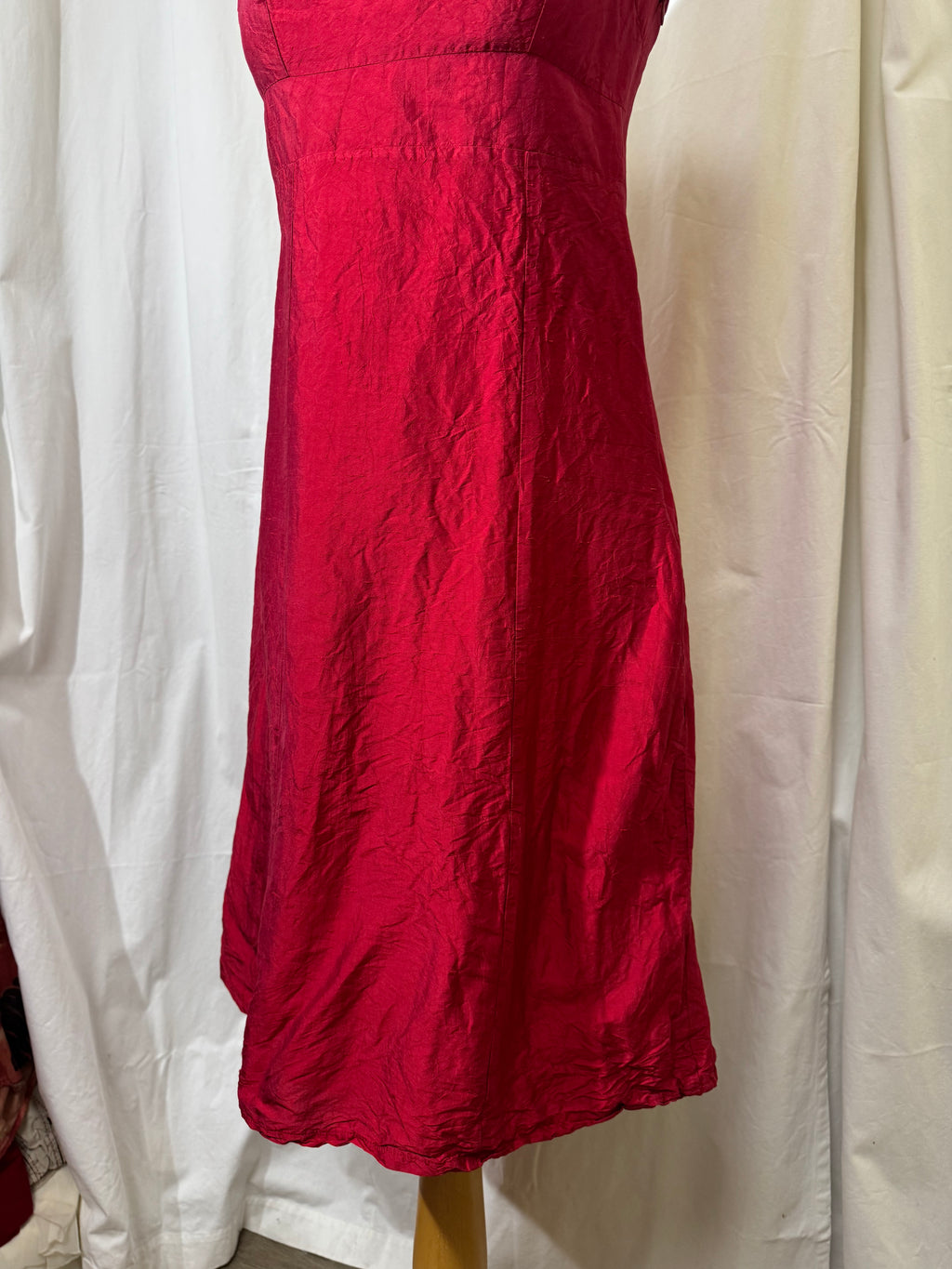 Robe rouge en soie