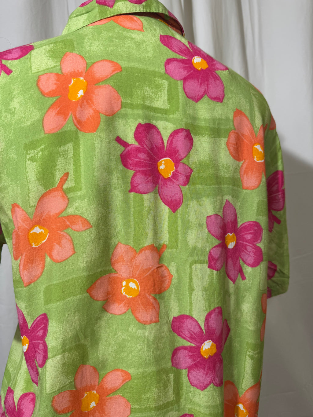 Chemise à fleurs