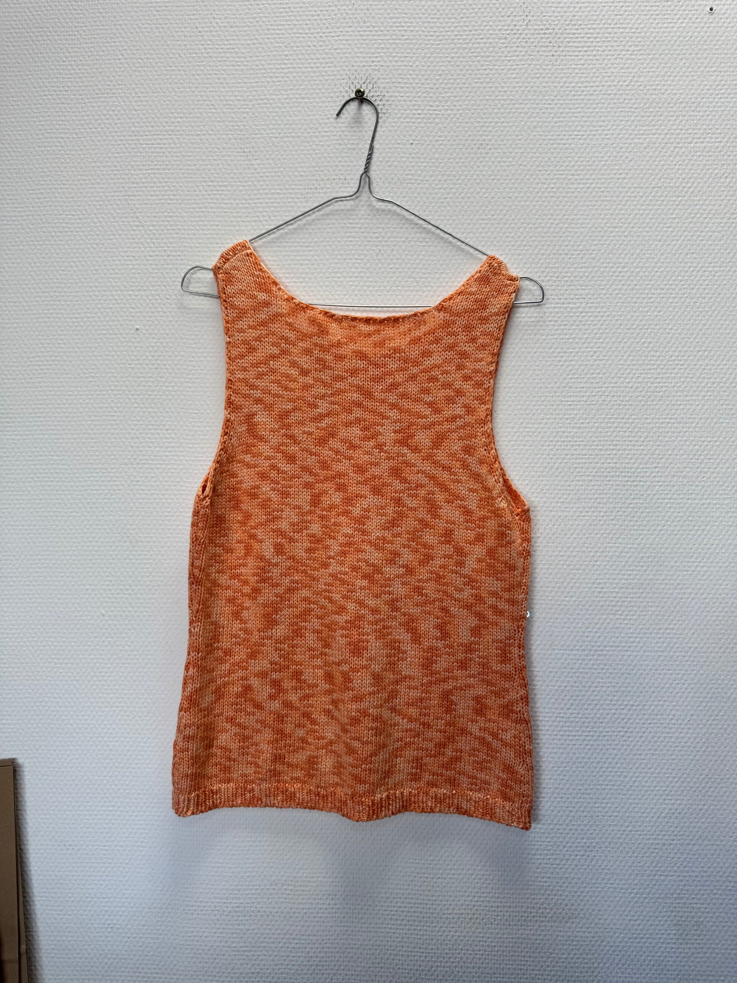 Pull orange