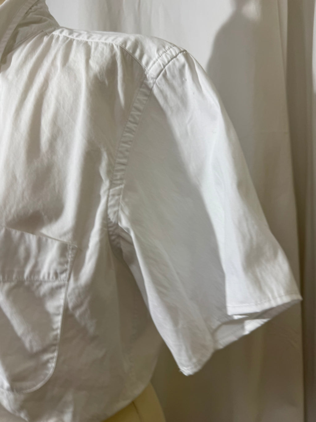 Chemise courte blanche