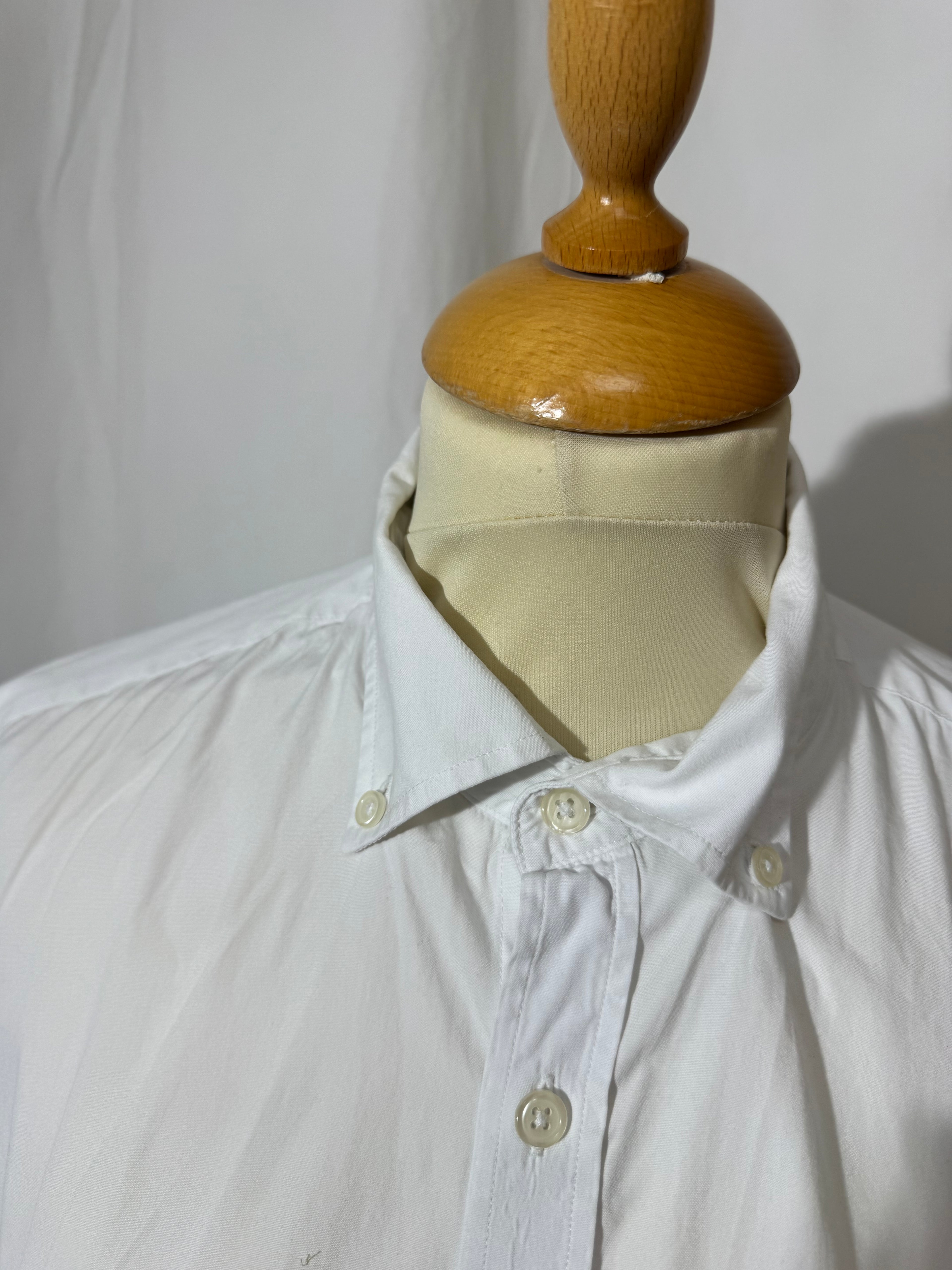 Chemise courte blanche