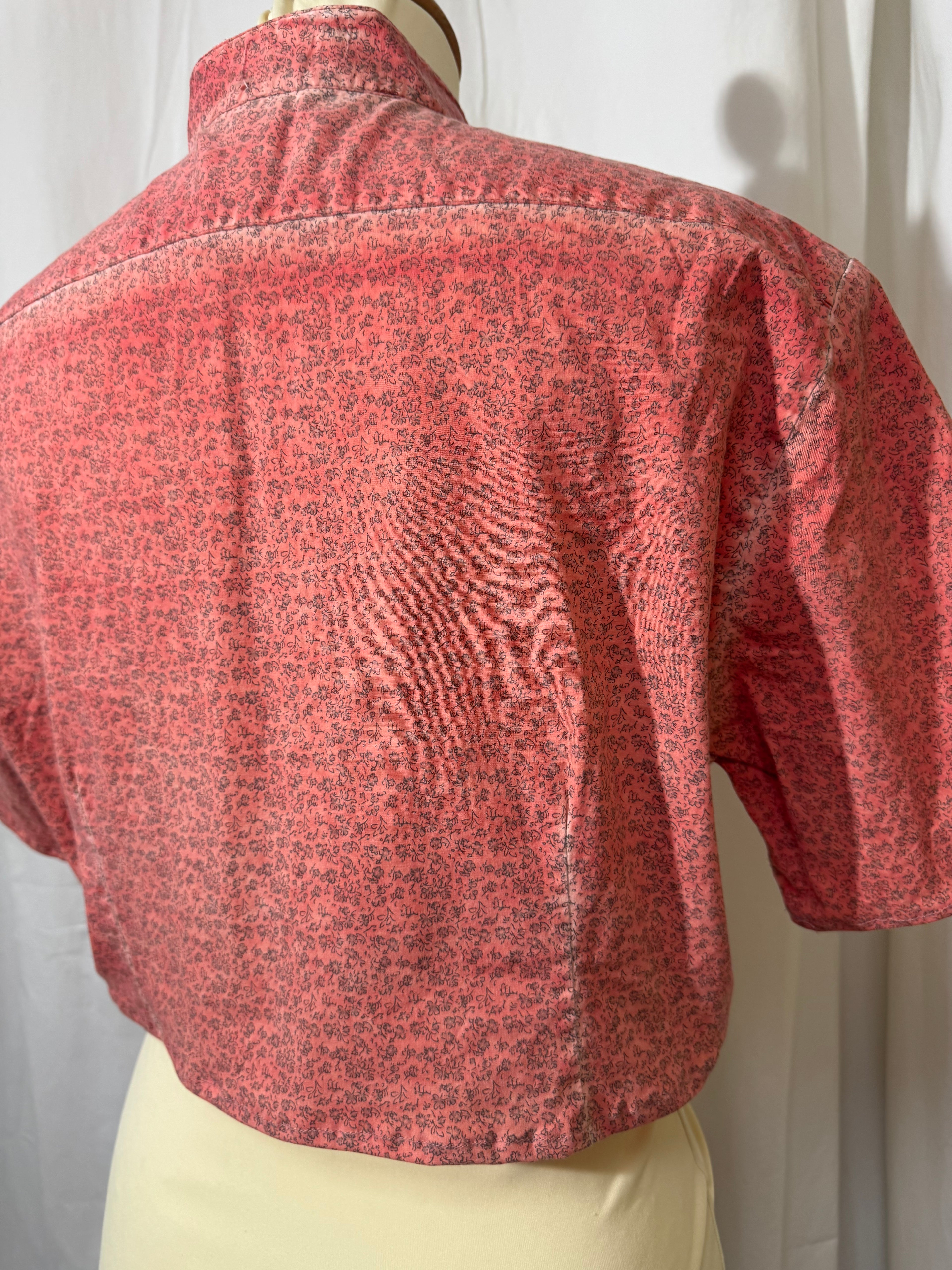 Chemise courte à fleurs