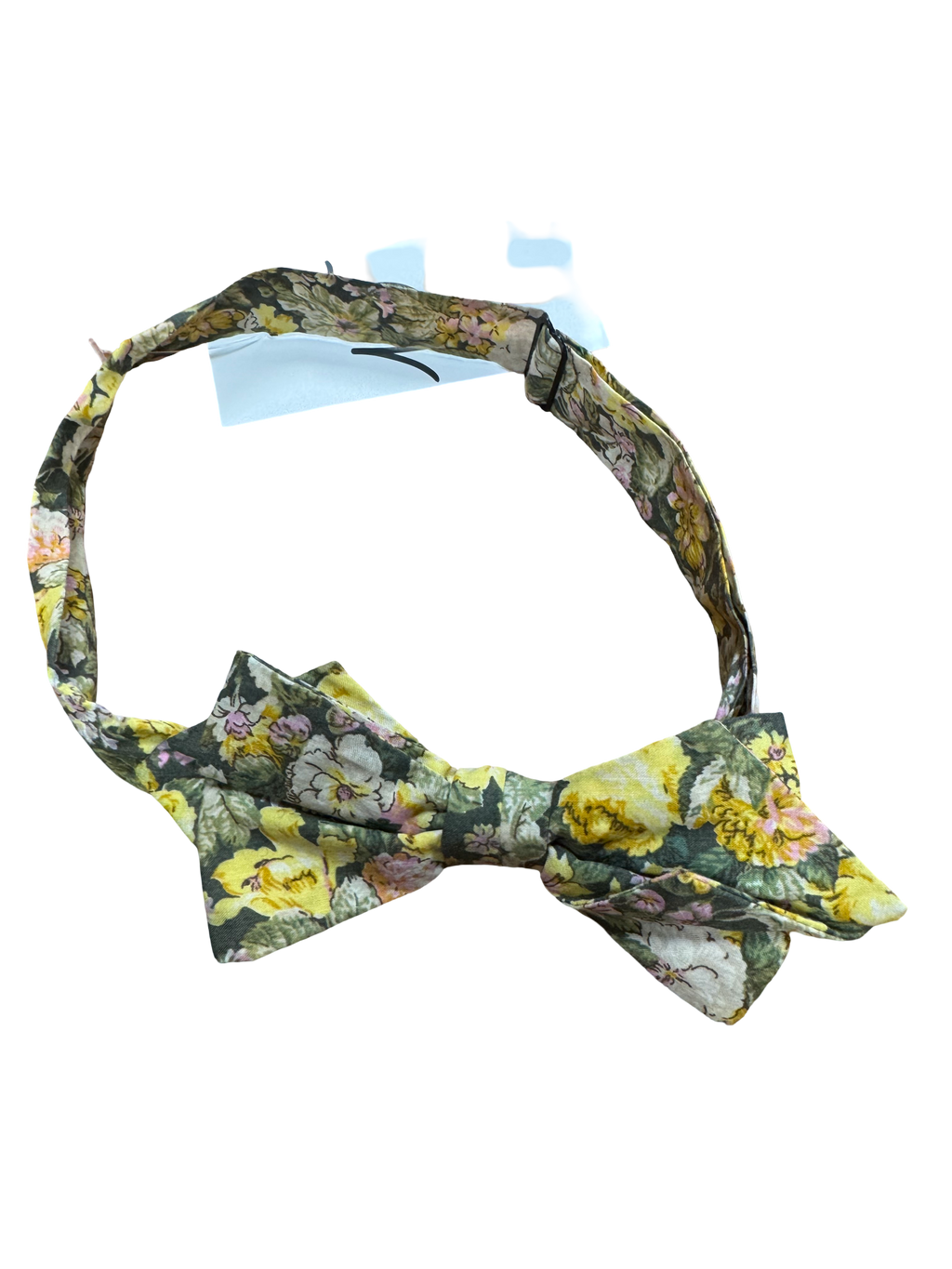 Noeud papillon à fleurs