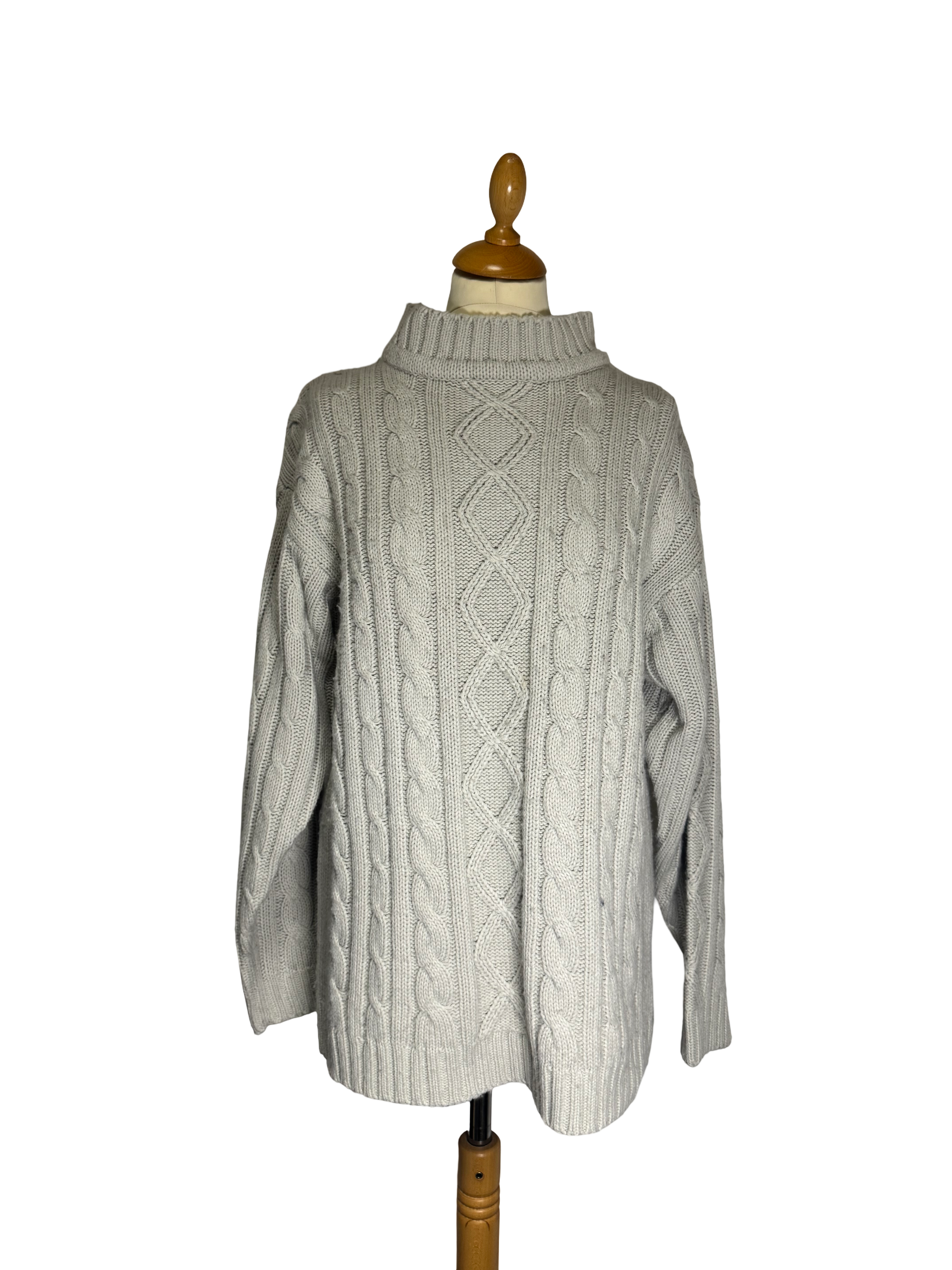 Pull en maille torsade