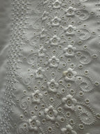Blouse brodée