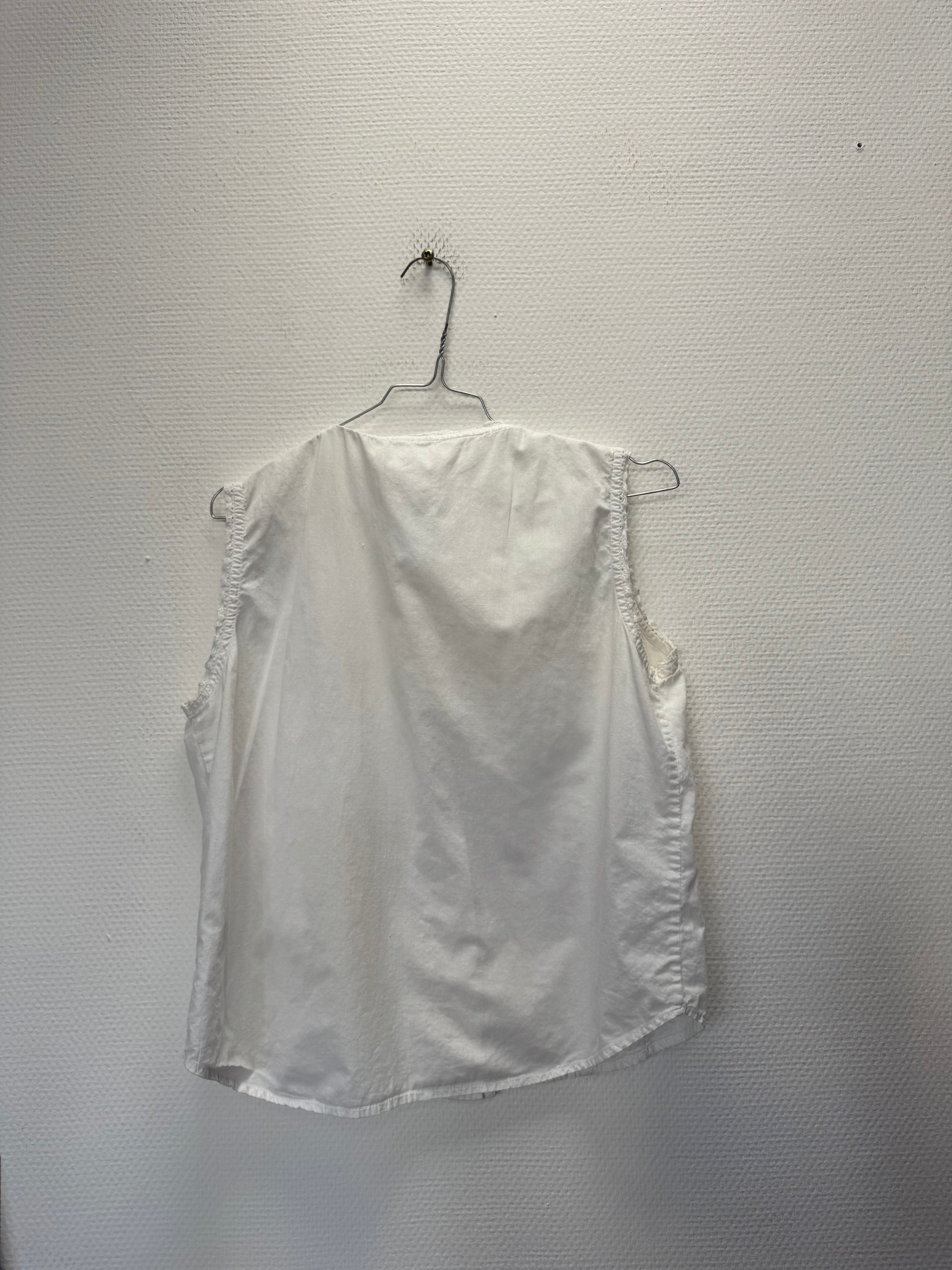 Chemise blanche brodée