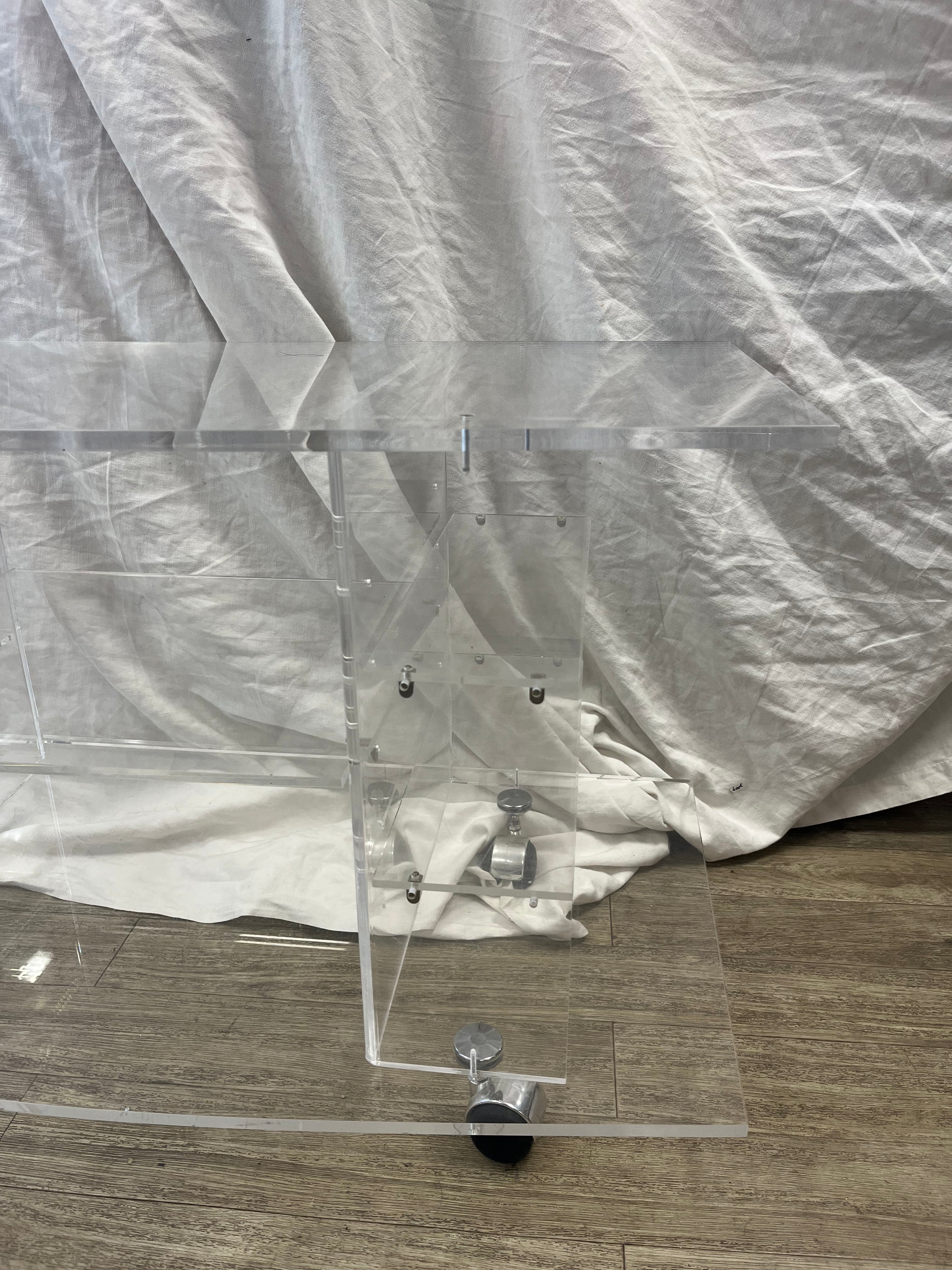 Desserte en plexiglas David Lange