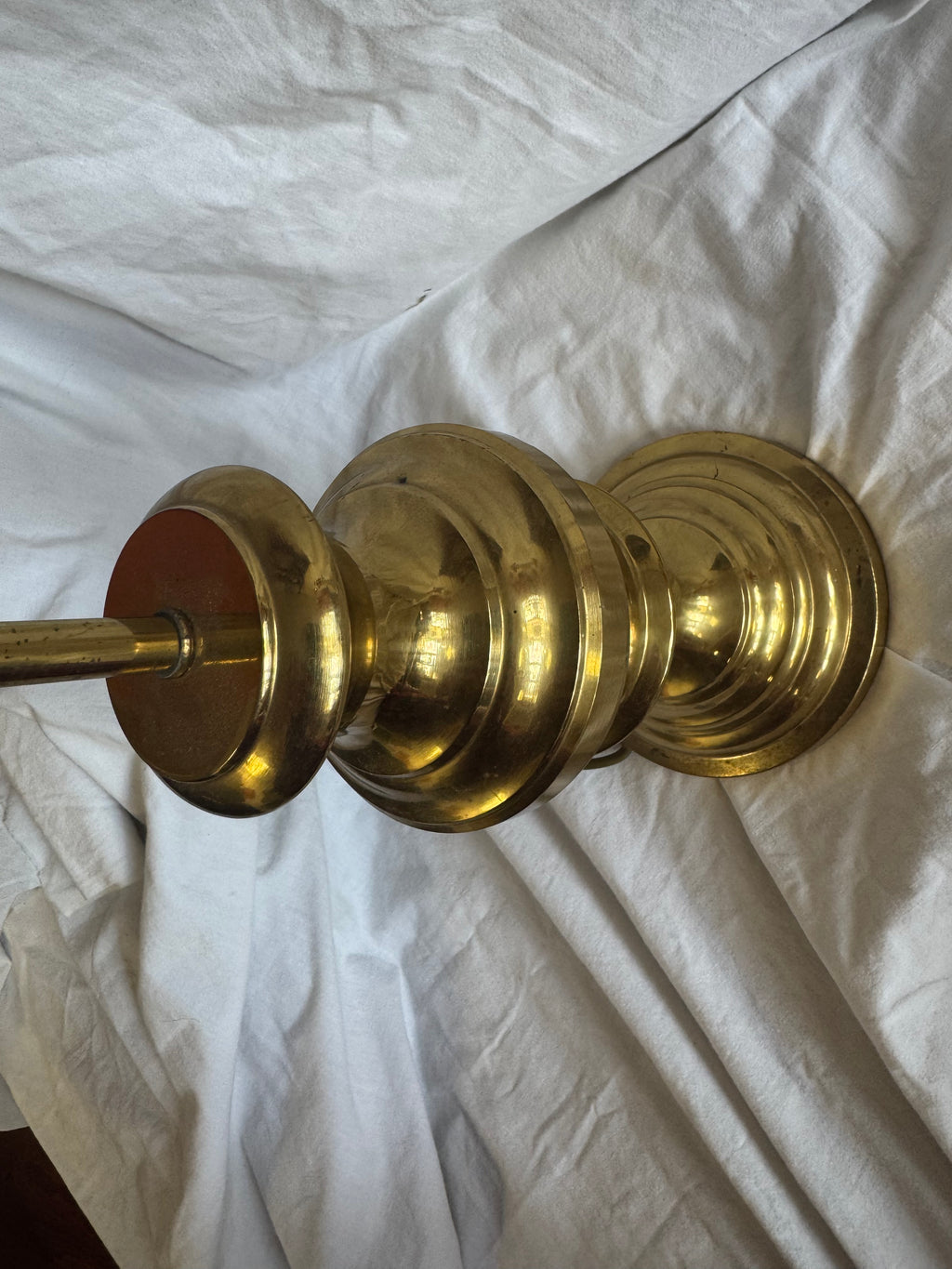 Lampe en métal doré