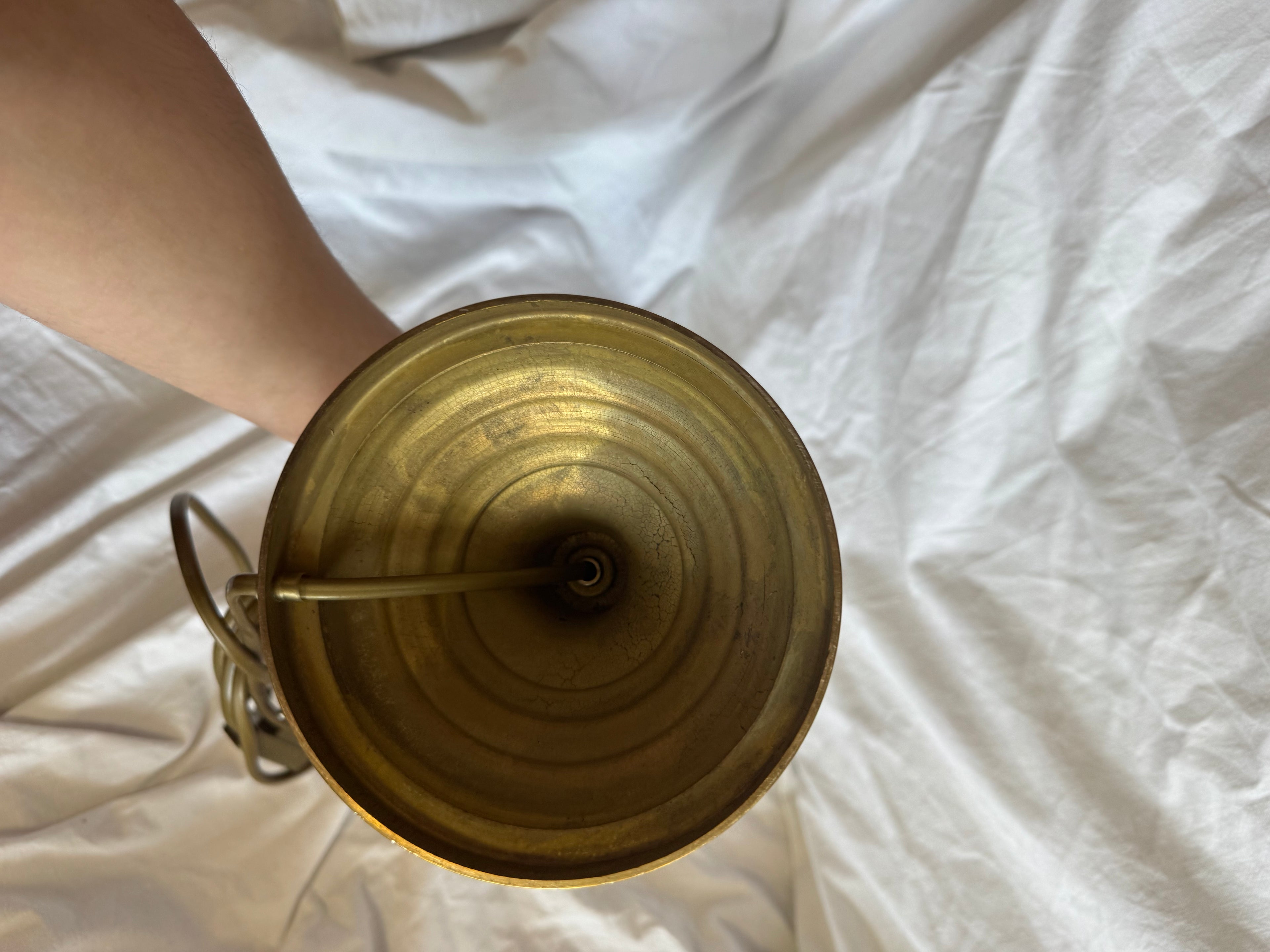 Lampe en métal doré