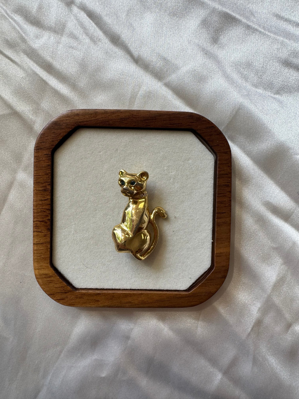 Broche léopard