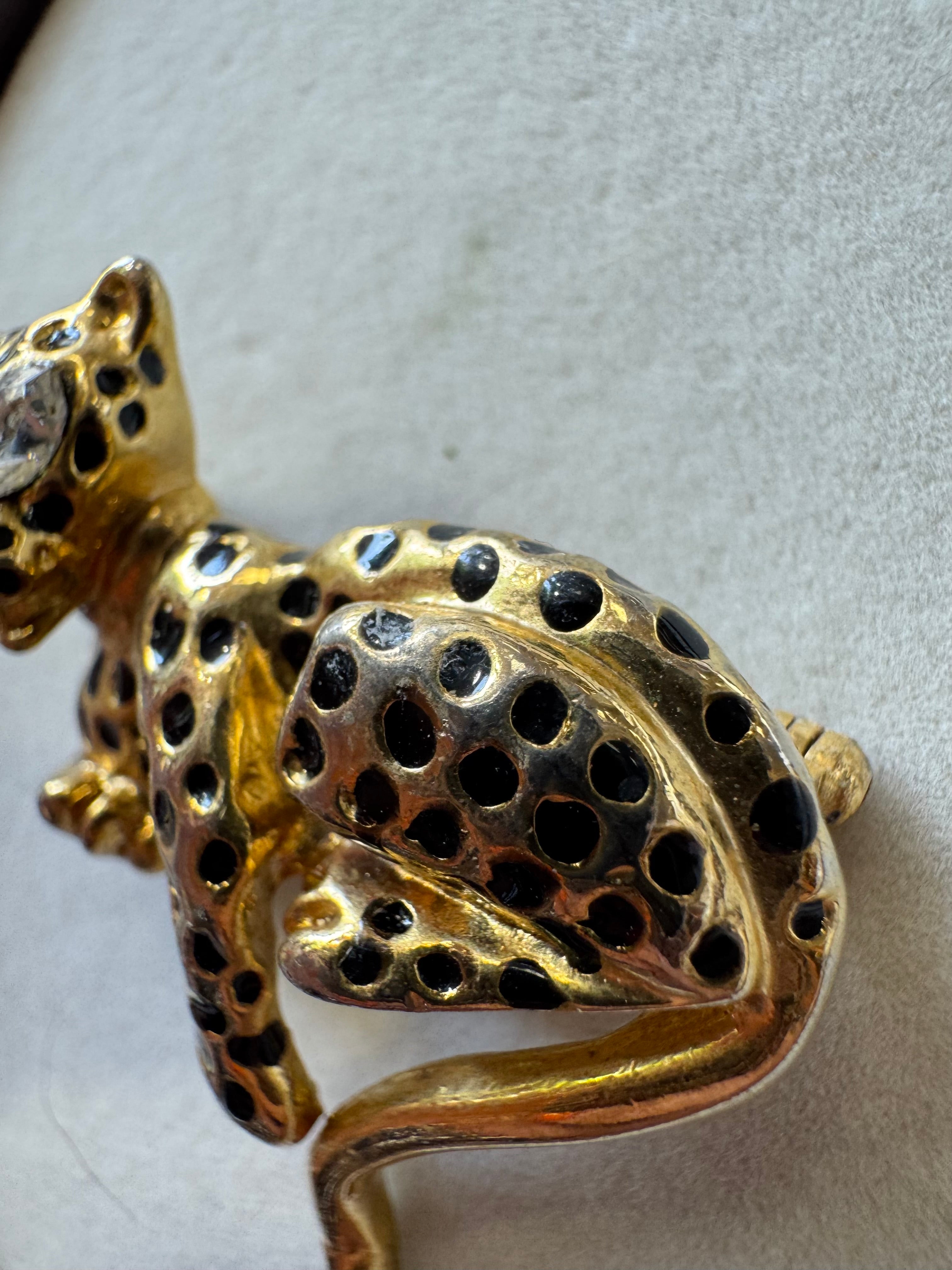 Broche léopard
