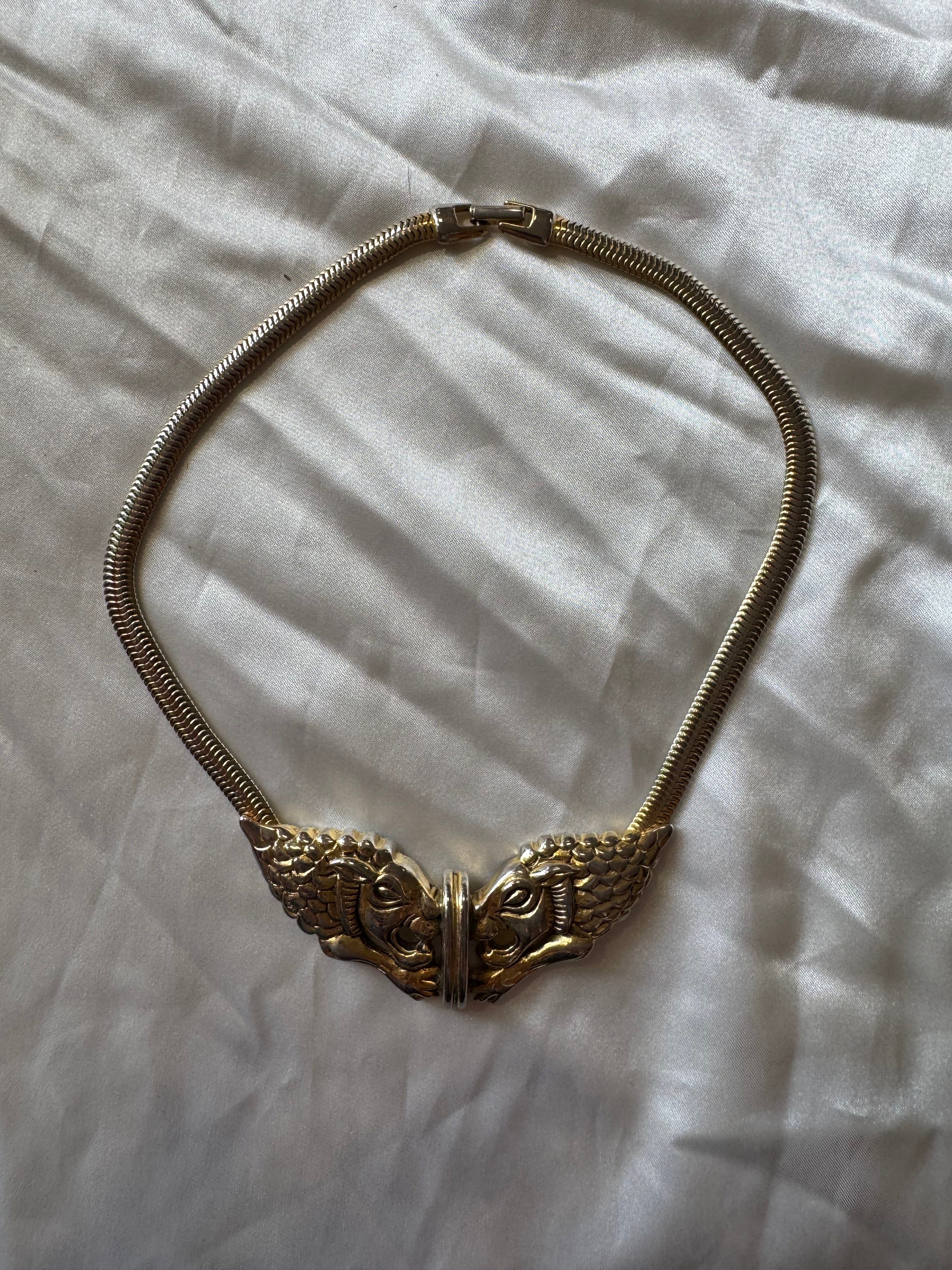 Collier en métal lion