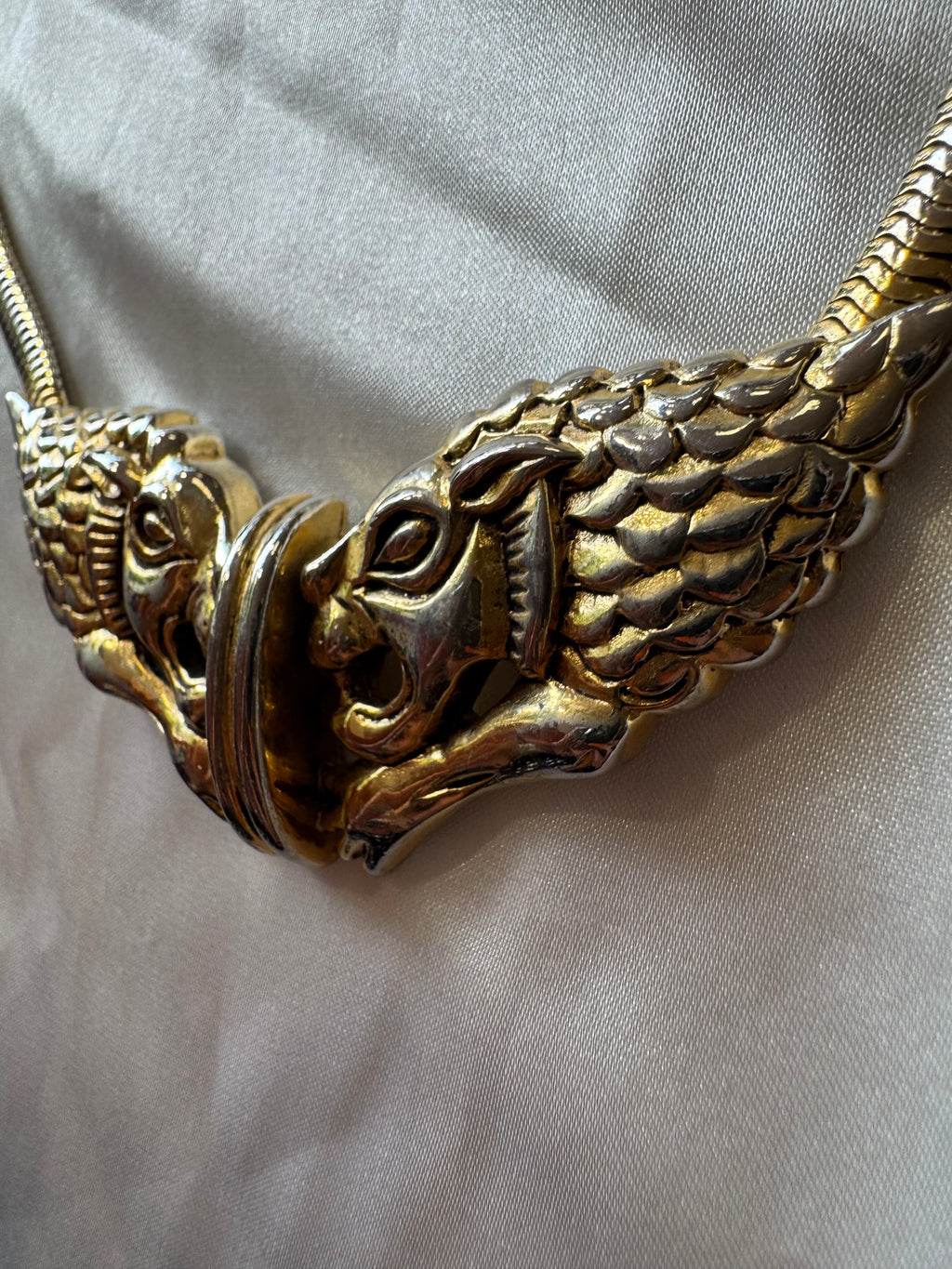Collier en métal lion