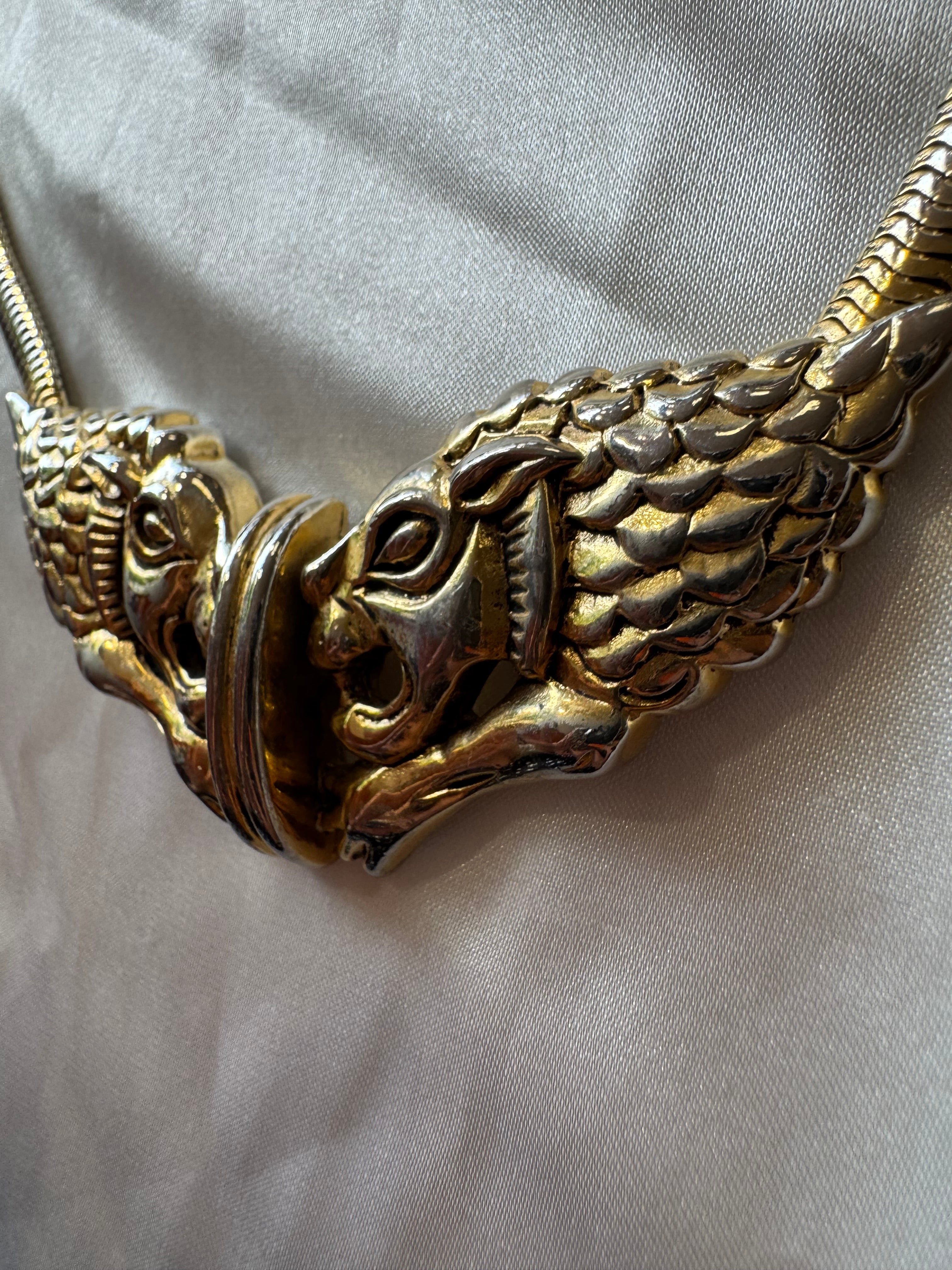 Collier en métal lion