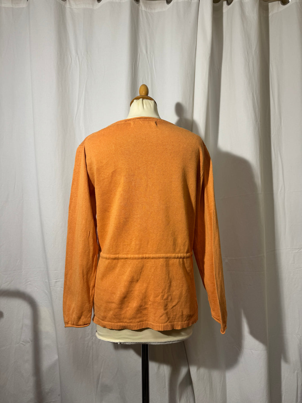Pull orange