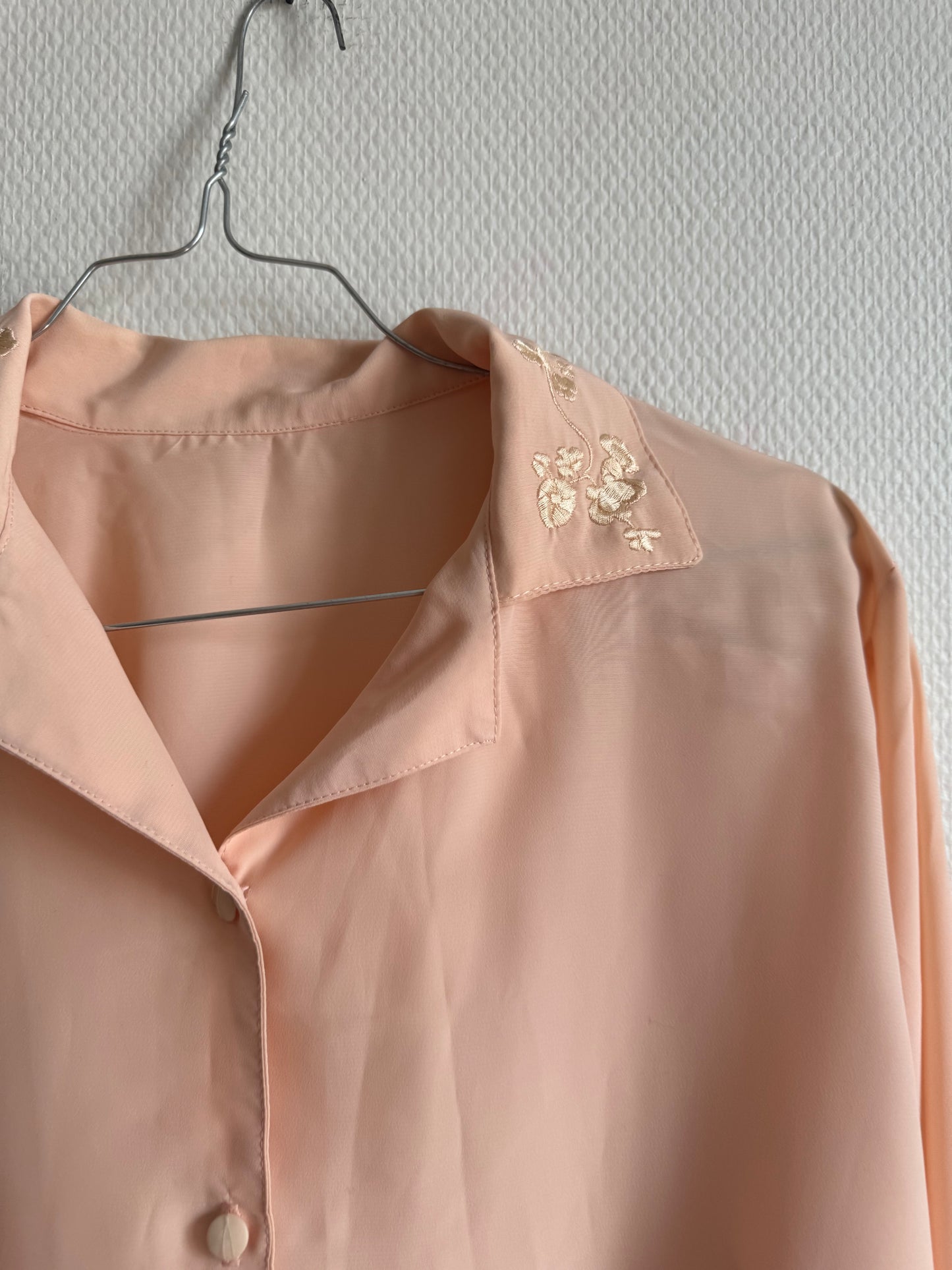 Chemise rose 70s