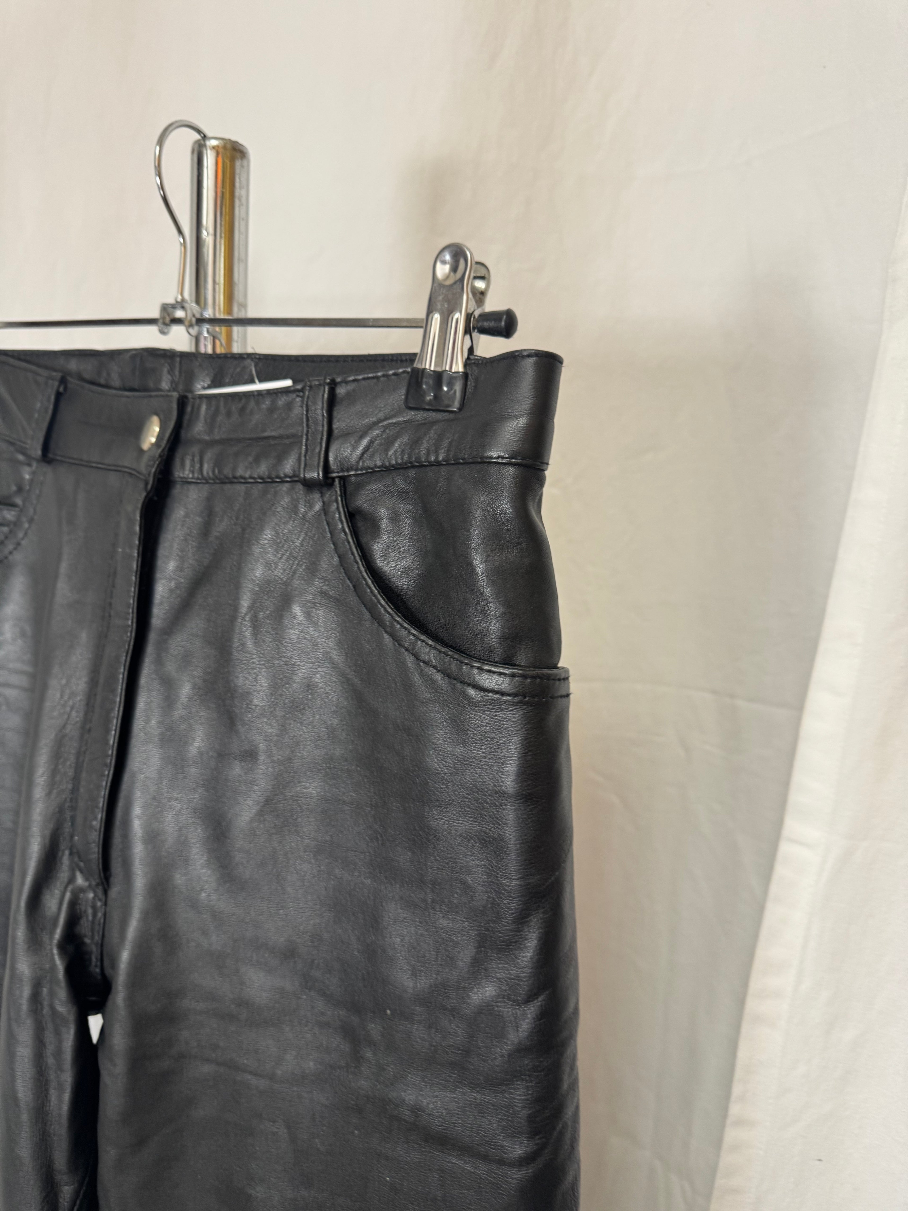 Pantalon en cuir noir