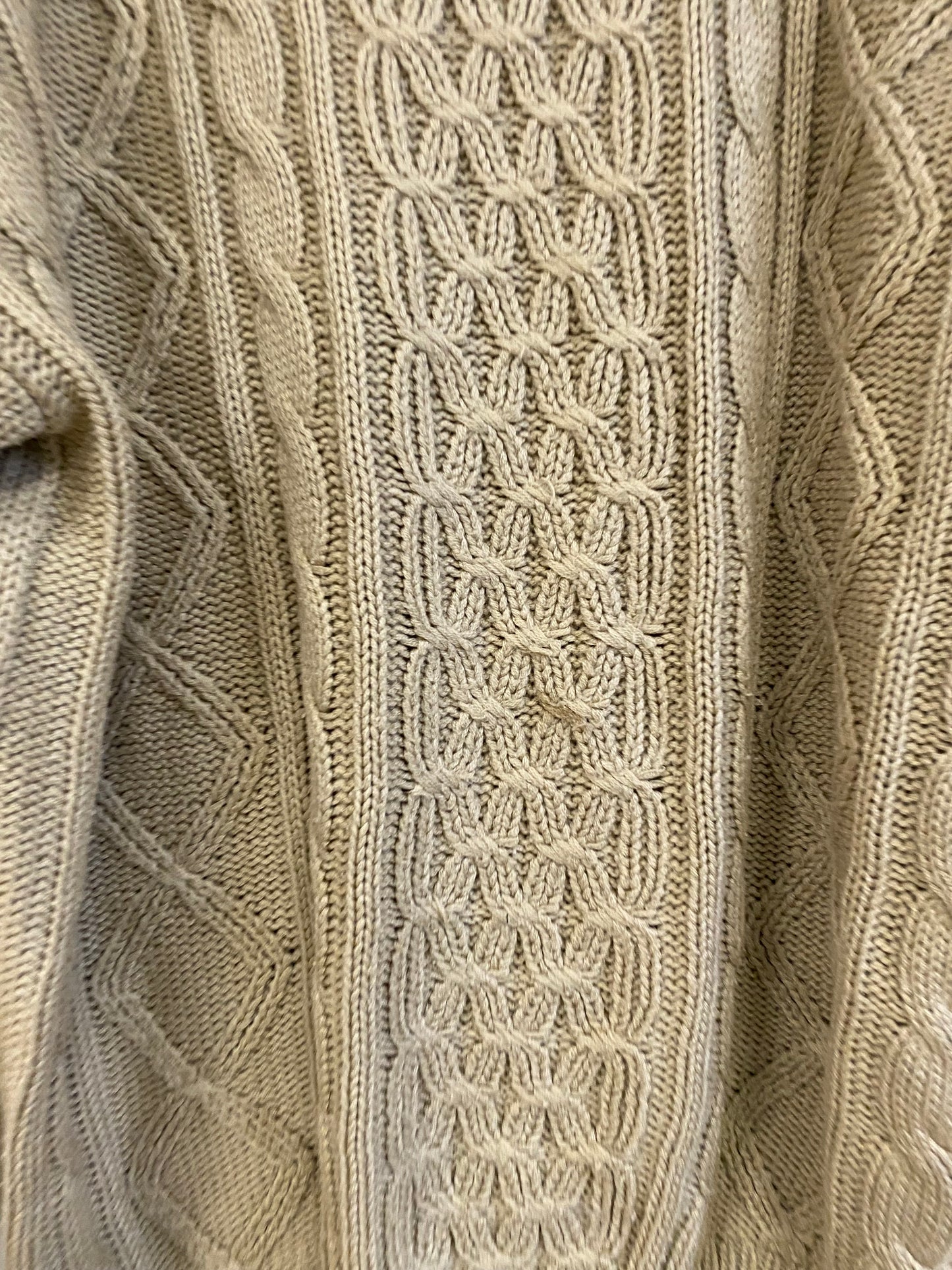Pull irlandais beige synthétique