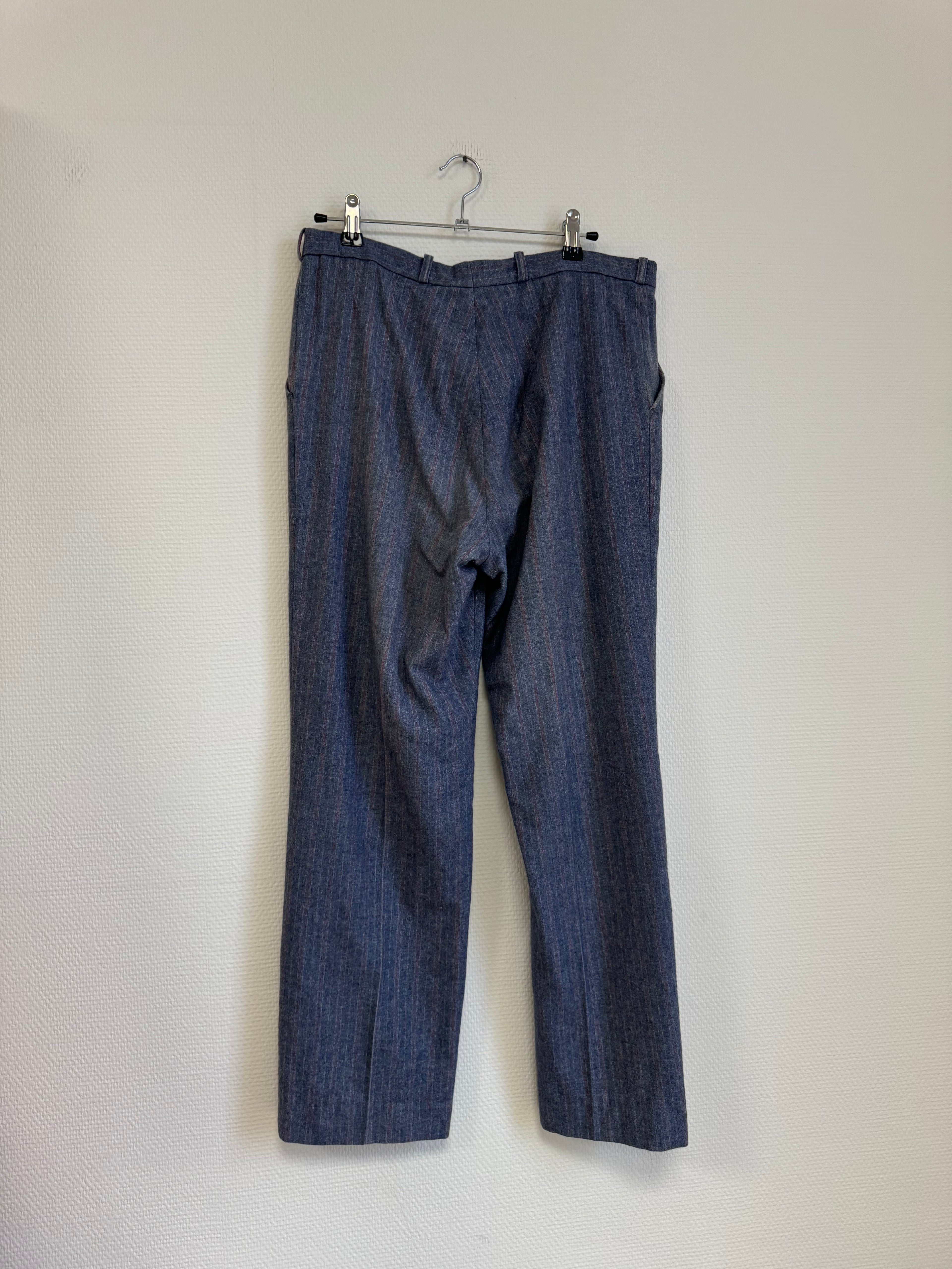 Pantalon bleu en laine